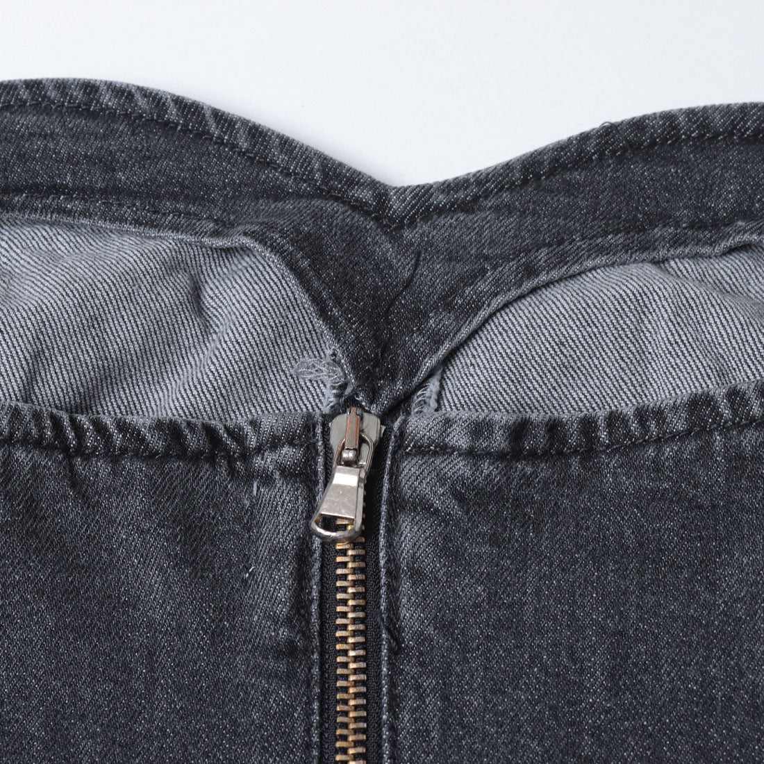 リナシメント RINASCIMENTO ビジューデニムキャミTOPS （Grigio） Grigio