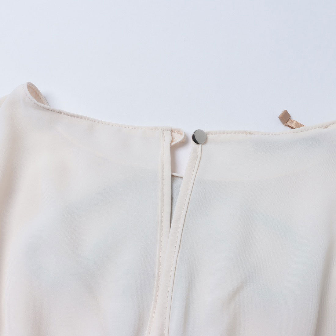 リナシメント RINASCIMENTO リボンビジューショートTOPS （Avorio Bianco） Avorio Bianco