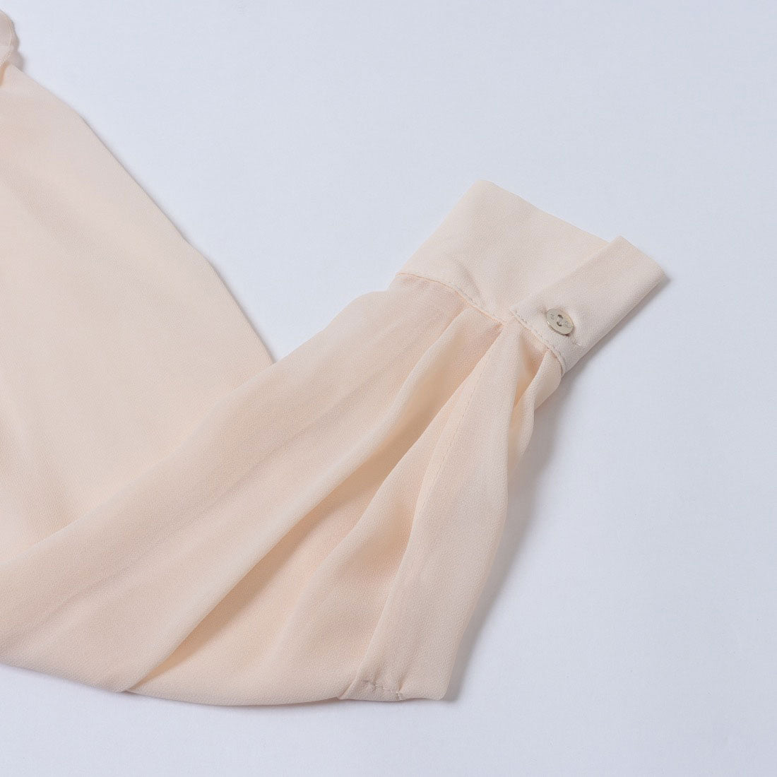 リナシメント RINASCIMENTO チェーンネックラッフルフリルBL （Beige Chiaro） Beige Chiaro