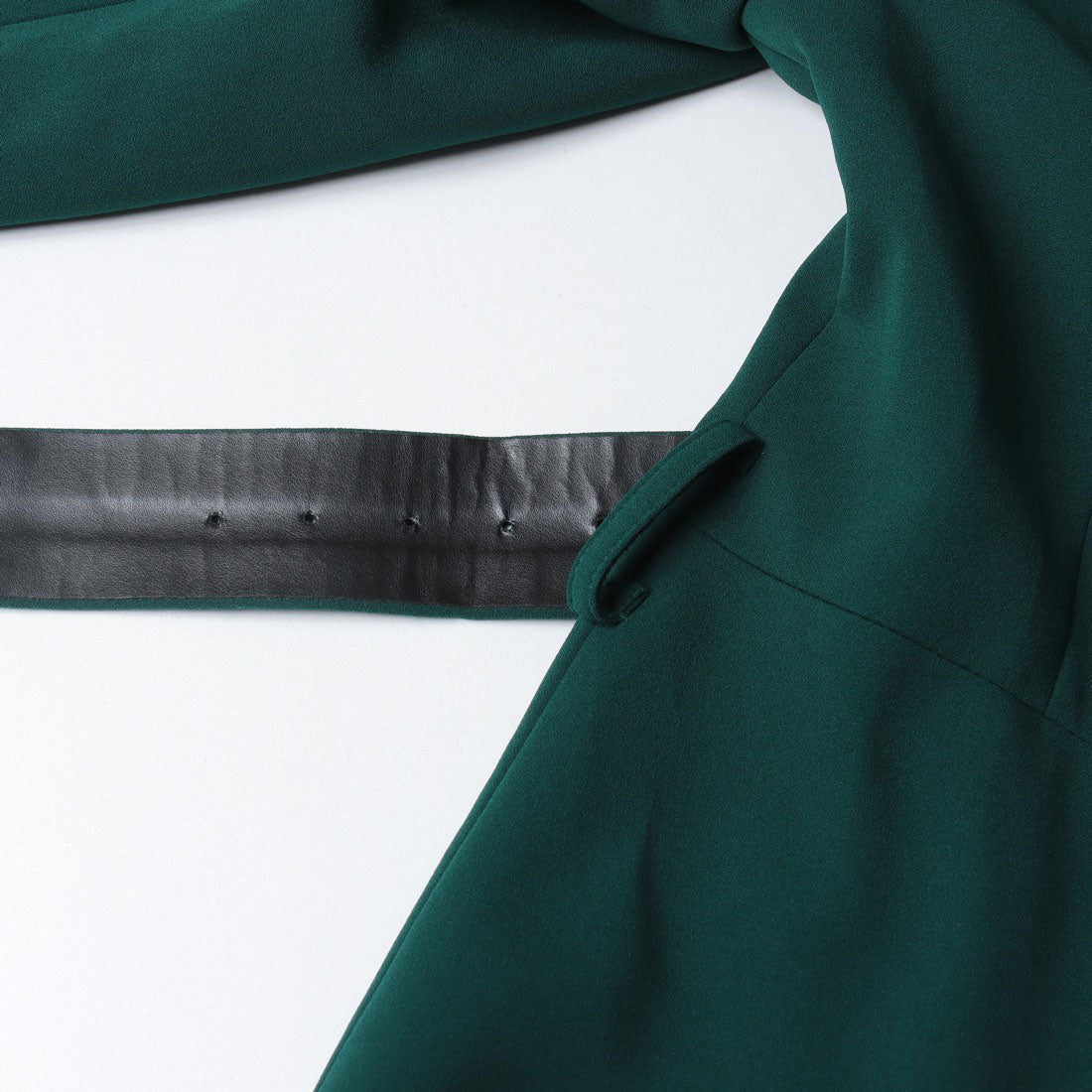 リナシメント RINASCIMENTO Cバックルベルトショールカラージャケット （Verde） Verde