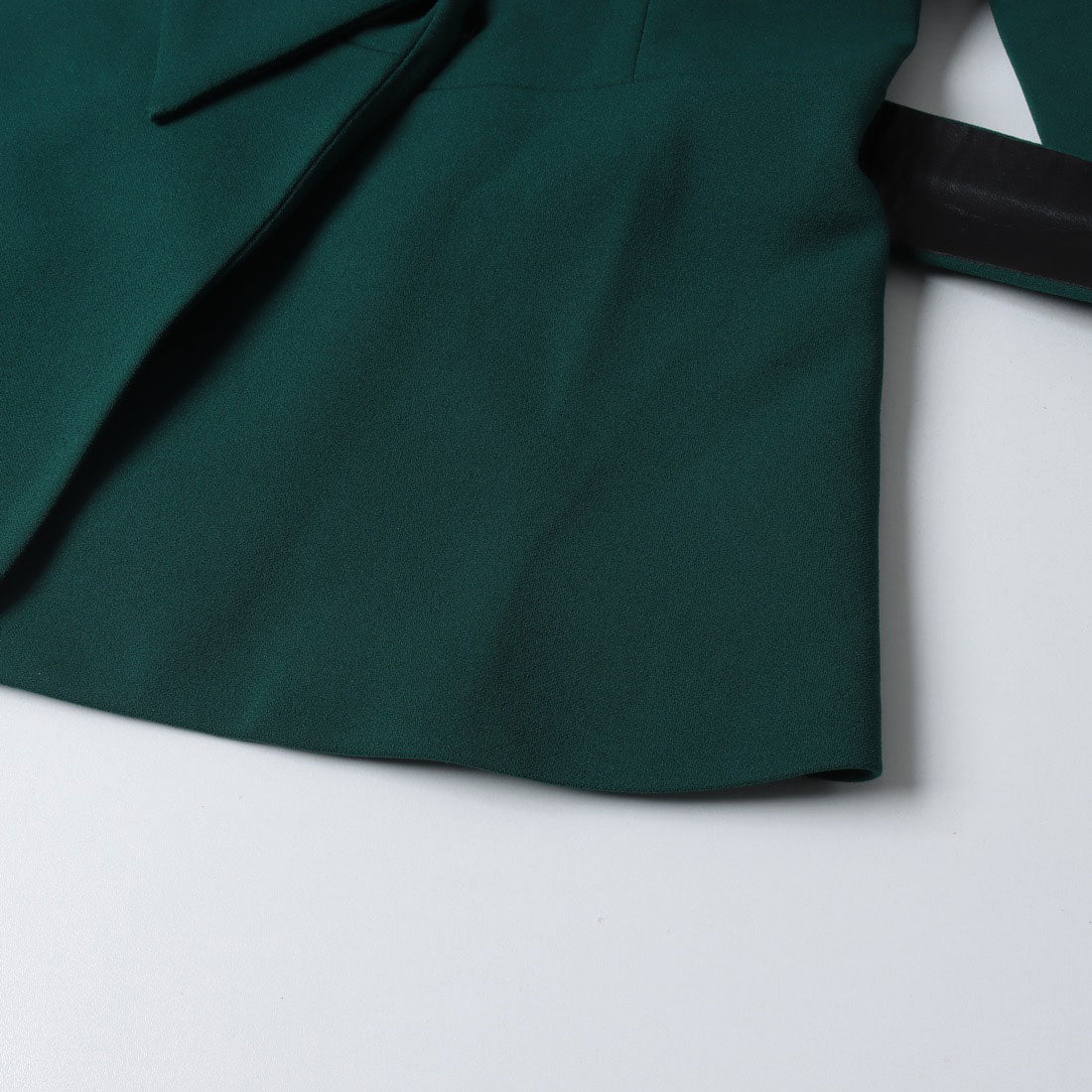 リナシメント RINASCIMENTO Cバックルベルトショールカラージャケット （Verde） Verde