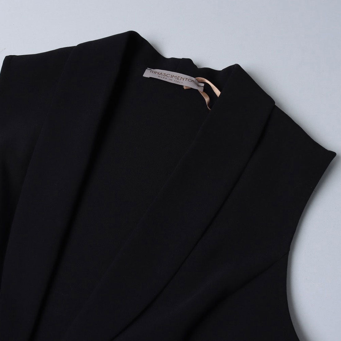 リナシメント RINASCIMENTO ショールカラービジューバックルオールインワン （Nero） Nero