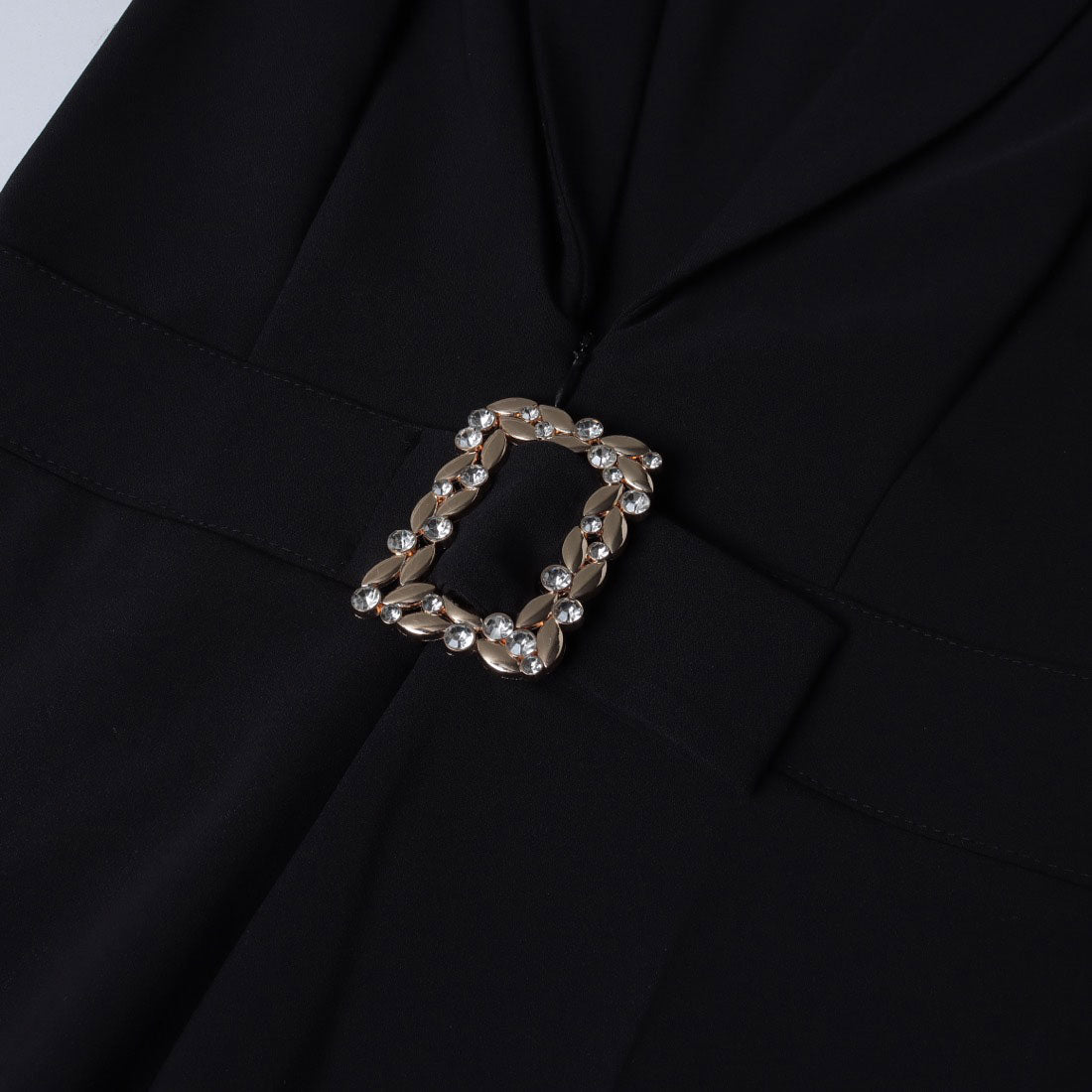 リナシメント RINASCIMENTO ショールカラービジューバックルオールインワン （Nero） Nero