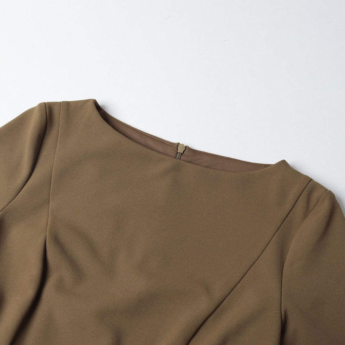 リナシメント RINASCIMENTO ベルト付タックタイトOP （Militare Verde） Militare Verde