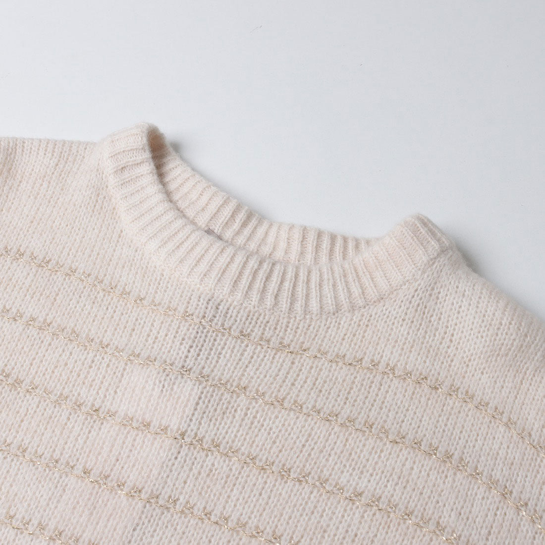 リナシメント RINASCIMENTO ラメボーダーニットトップス （var.Bianco Panna） var.Bianco Panna