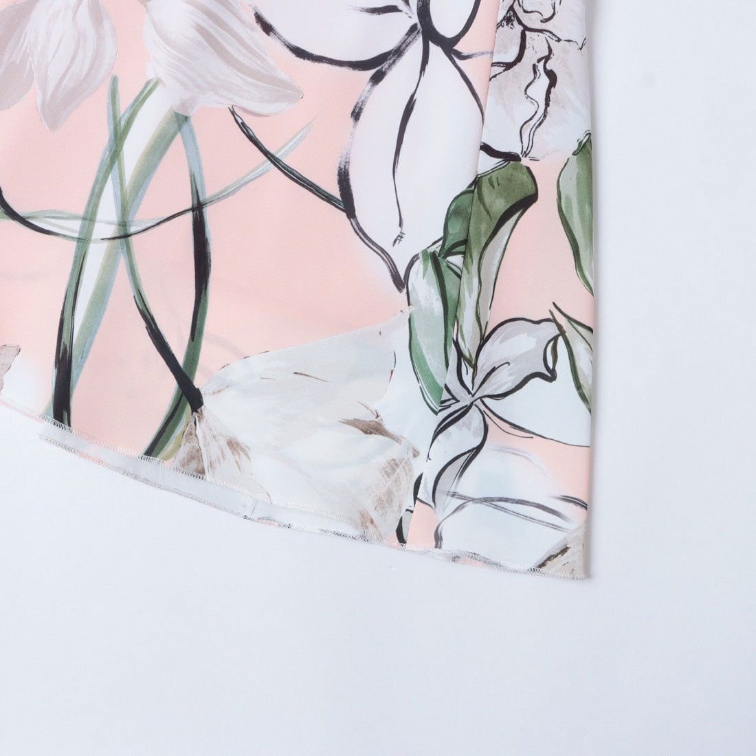 リナシメント RINASCIMENTO フラワーペイントフリルスリーブワンピース （var.Pesca） var.Pesca