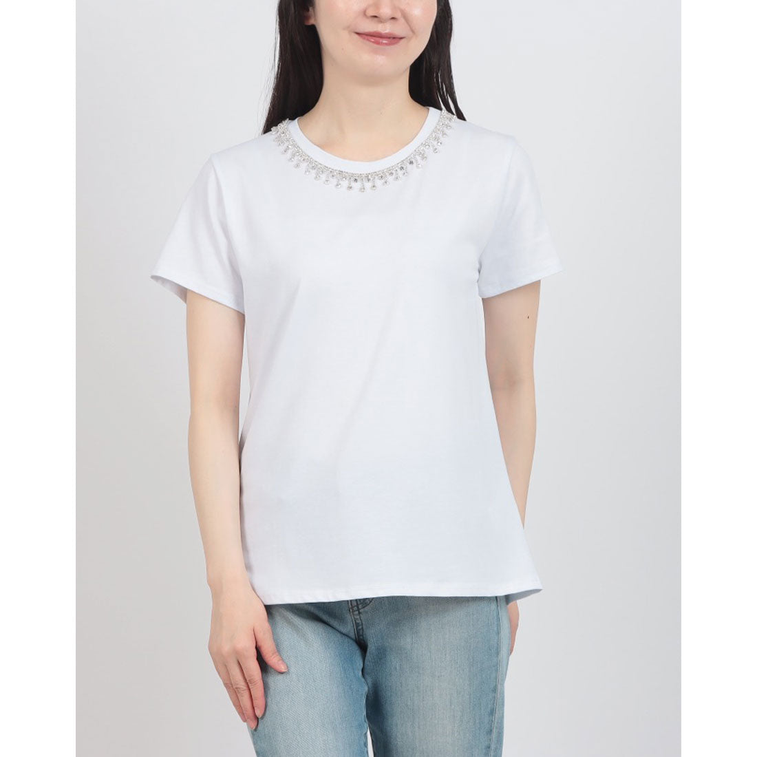 リナシメント RINASCIMENTO 首元ビジューポイントTシャツ （Bianco） Bianco