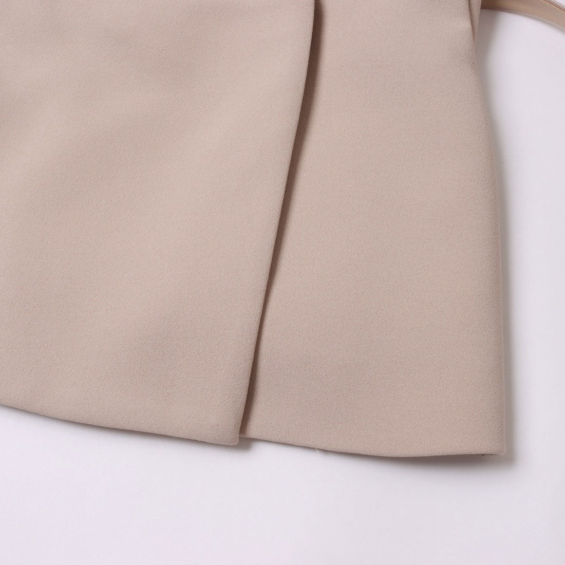 リナシメント RINASCIMENTO カラーレスサテン切替ペプラムジャケット （Tortora Beige） Tortora Beige