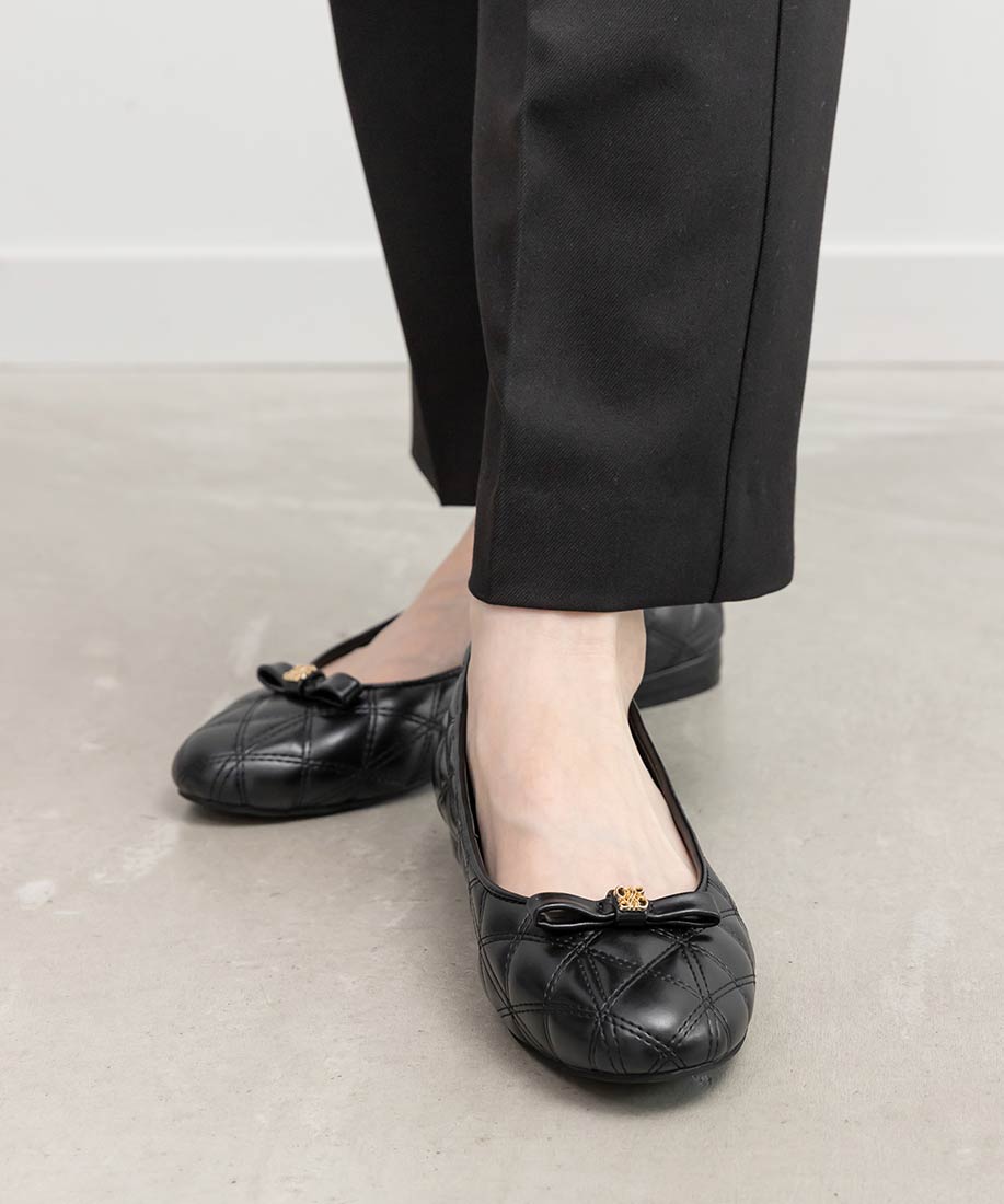 ランダ RANDA キルティングラウンドトゥフラットパンプス （BLACK） BLACK