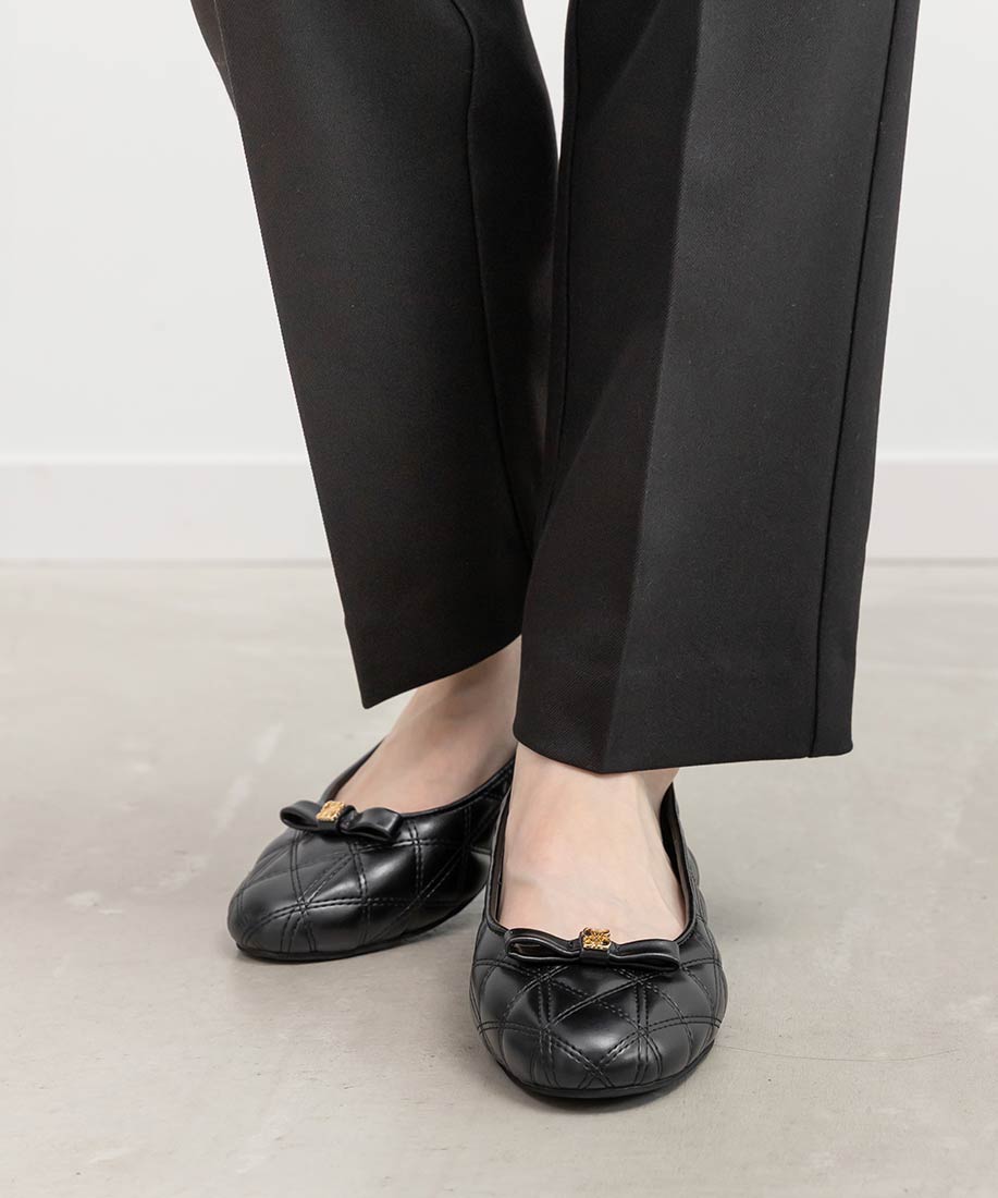 ランダ RANDA キルティングラウンドトゥフラットパンプス （BLACK） BLACK