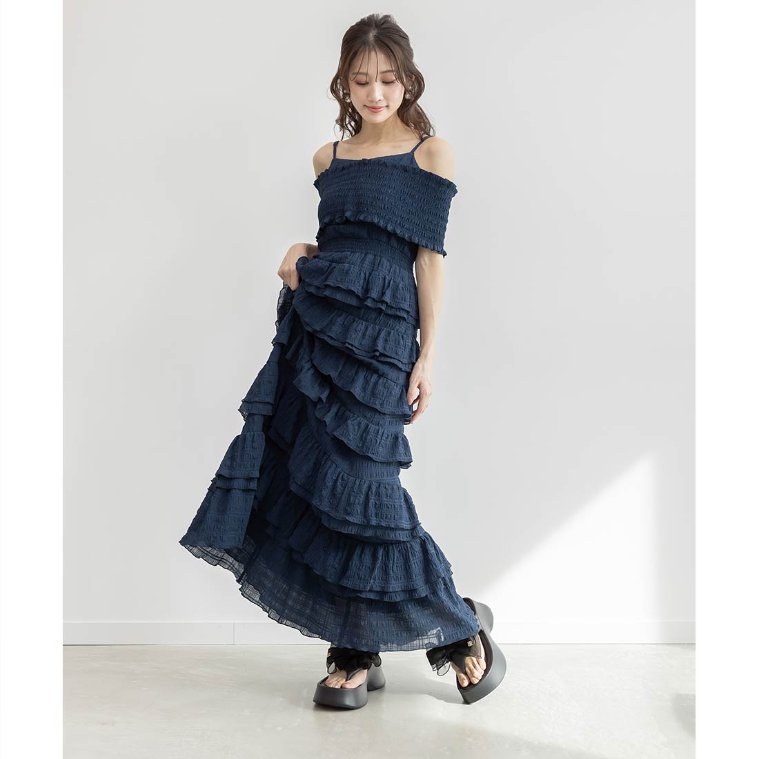 ランダ RANDA 2WAY シアーリボンボリュームソールトングサンダル （BLACK） BLACK