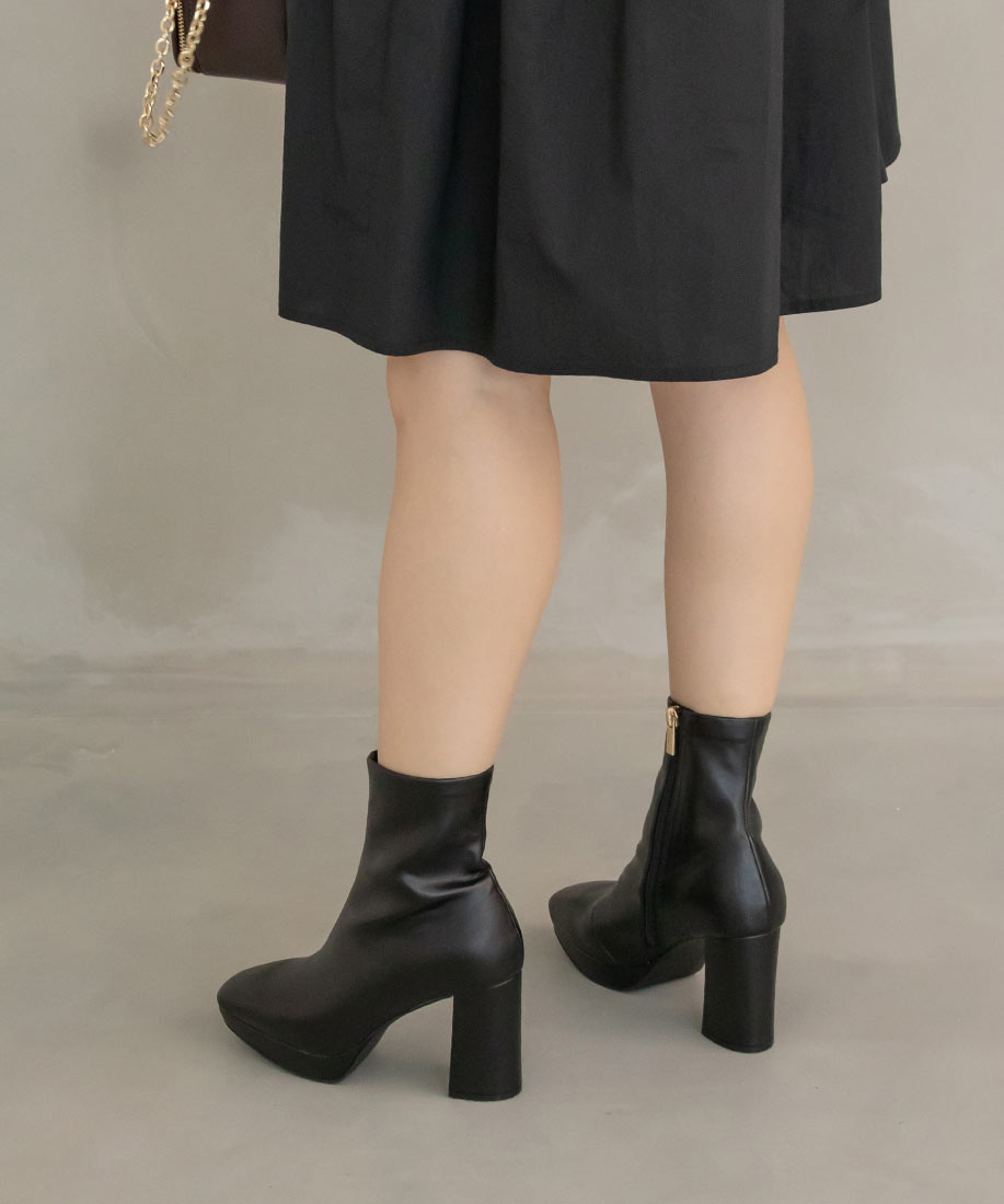 ランダ RANDA ストレッチ チャンキーヒールショートブーツ