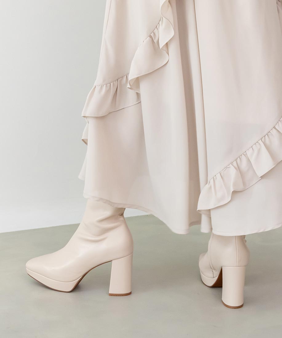 ランダ RANDA ストレッチ チャンキーヒールショートブーツ,IVORY