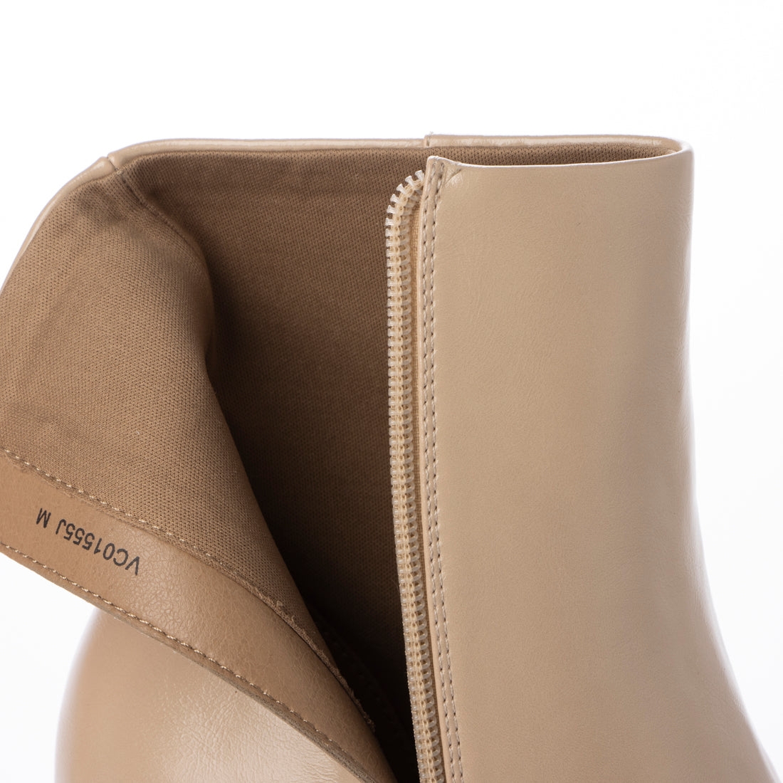 RANDA [A de Vivre] Sustainable almond toe short boots for both rain and shine