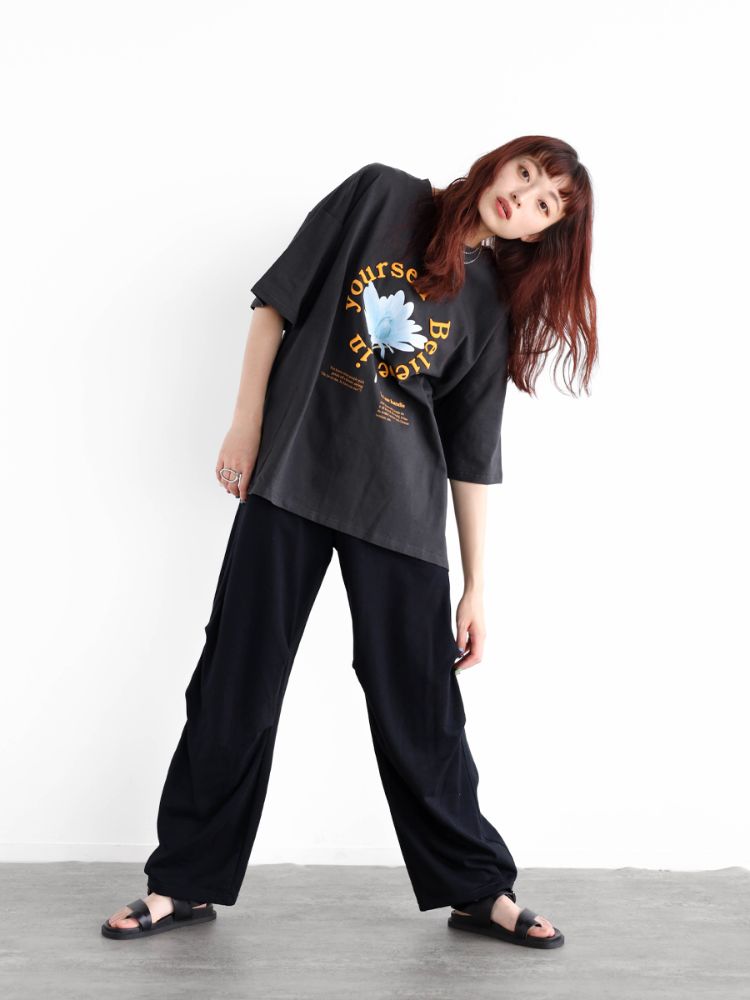 ラディエイト RADIATE フラワープリントオーバーロゴTEE