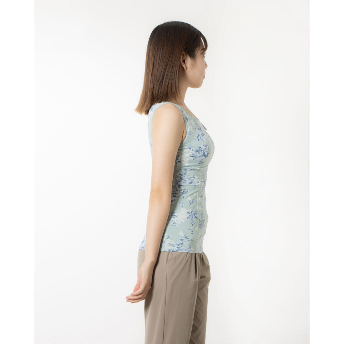 Rakusite Sukkiri Easy and Refreshing Cotton Blend Back & Belly Support Tank Top with Cups