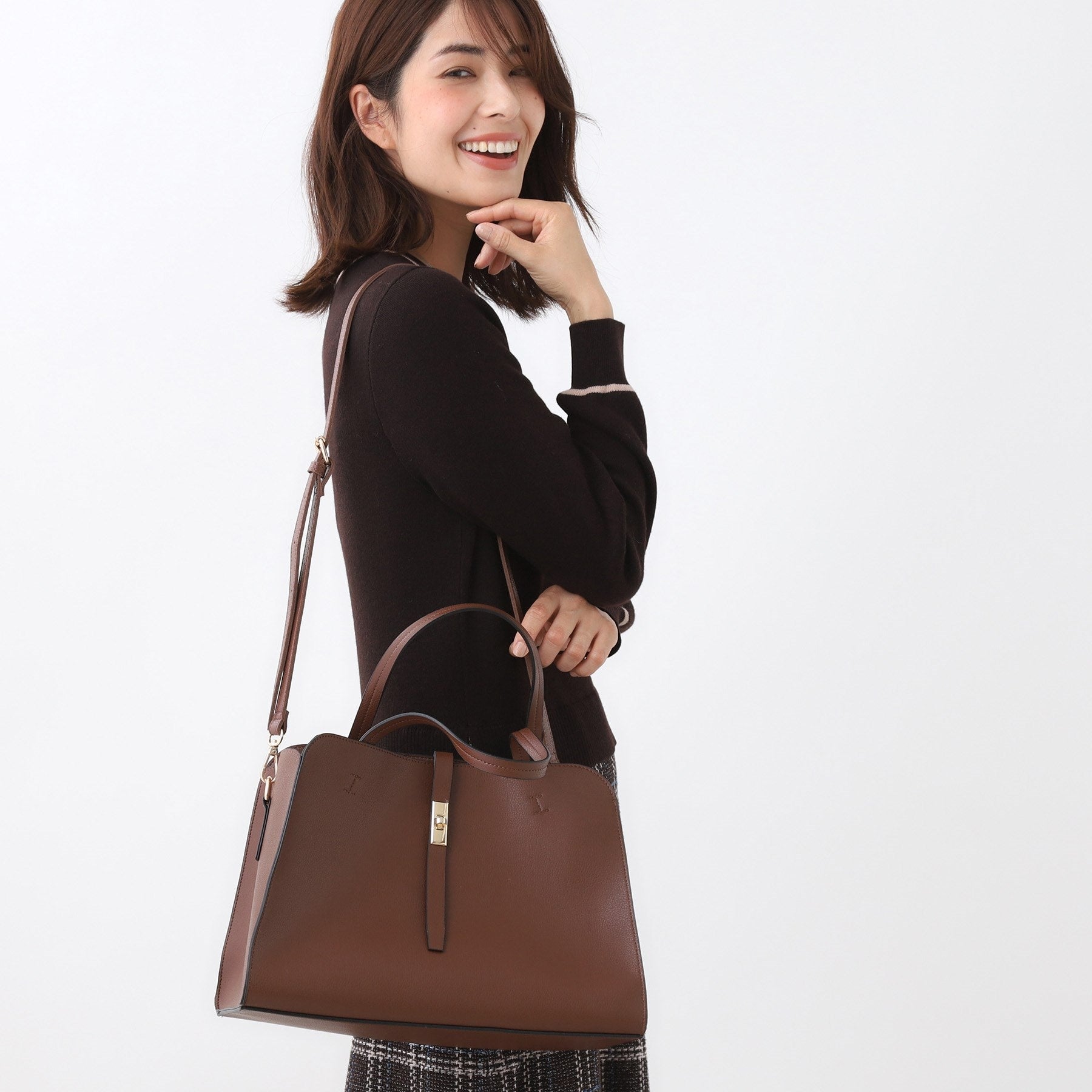 リフレクト Reflect 【A4ファイル・PC収納可◎】合皮ボストンバッグ （ブラック(019)） ブラック(019)