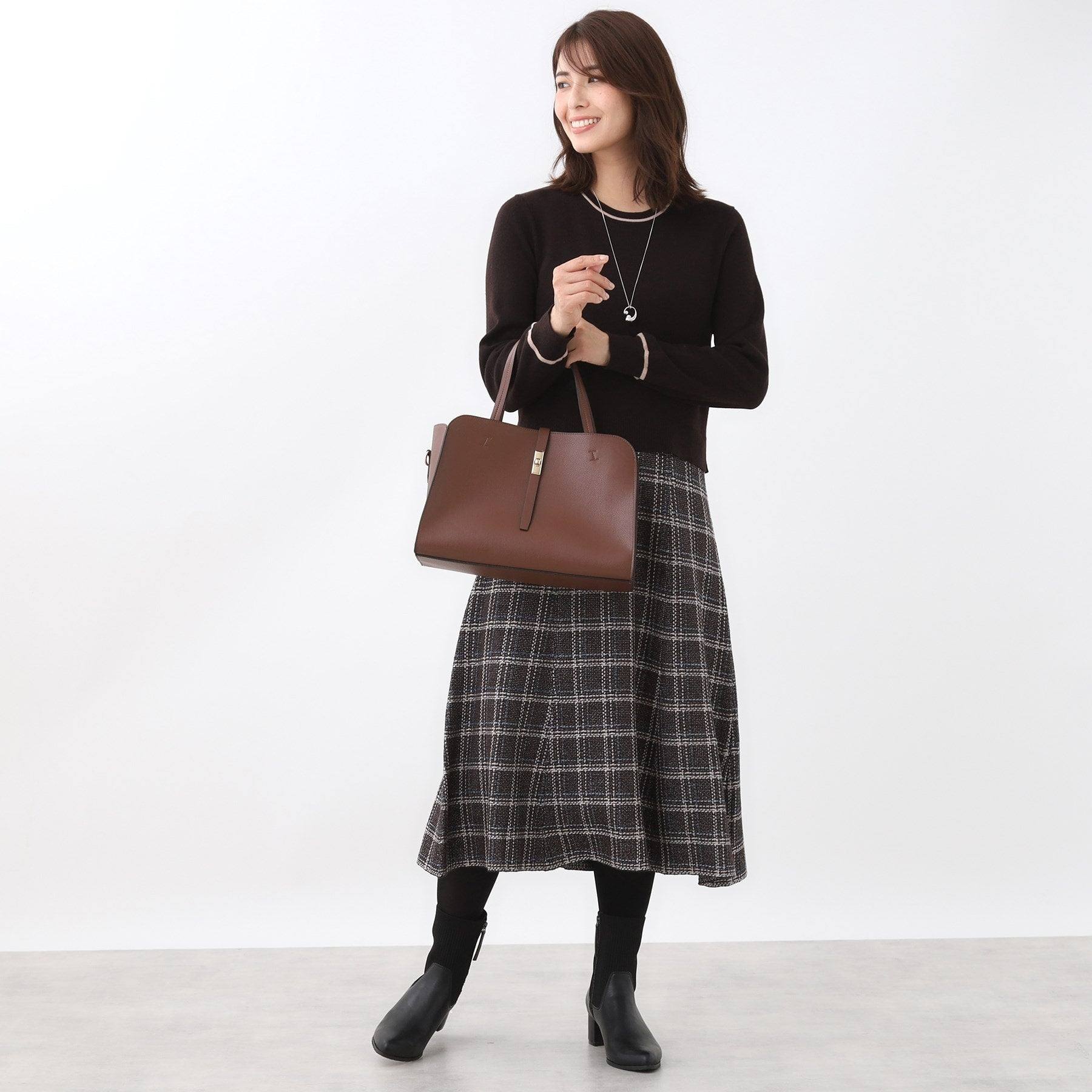 リフレクト Reflect 【A4ファイル・PC収納可◎】合皮ボストンバッグ （ブラック(019)） ブラック(019)