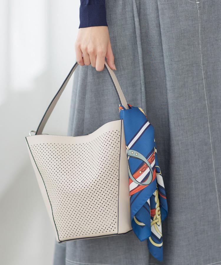 リフレクト Reflect 【ショルダー付き】パンチングデザインワンショルダーバッグ （グレージュ(050)） グレージュ(050)