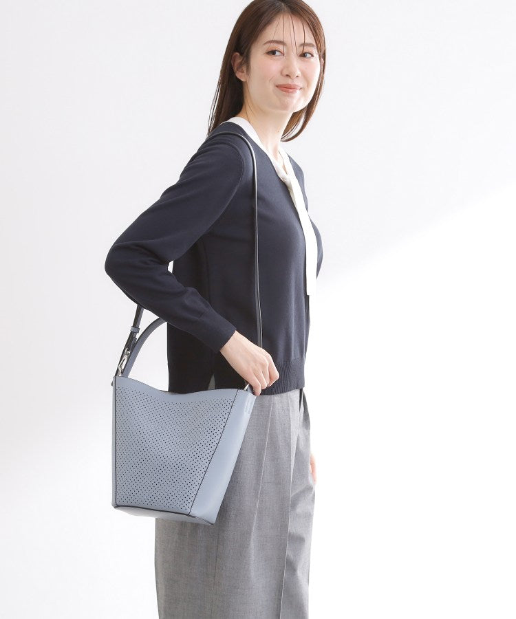 リフレクト Reflect 【ショルダー付き】パンチングデザインワンショルダーバッグ （グレージュ(050)） グレージュ(050)