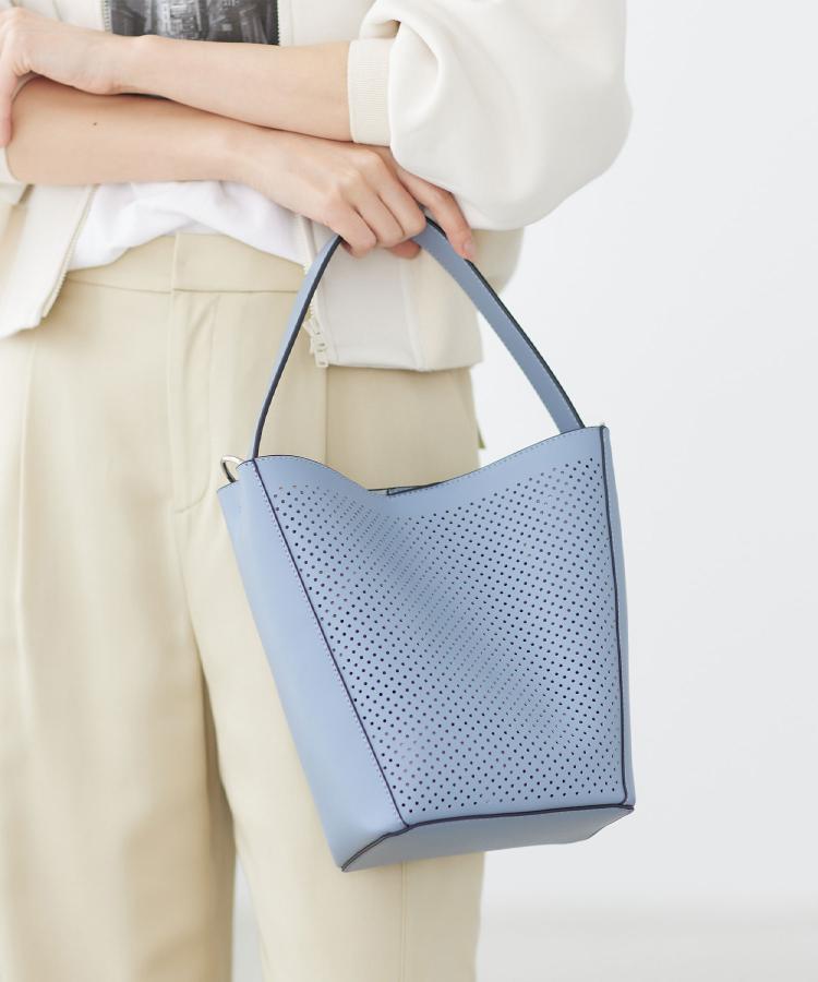 リフレクト Reflect 【ショルダー付き】パンチングデザインワンショルダーバッグ （サックスブルー(090)） サックスブルー(090)