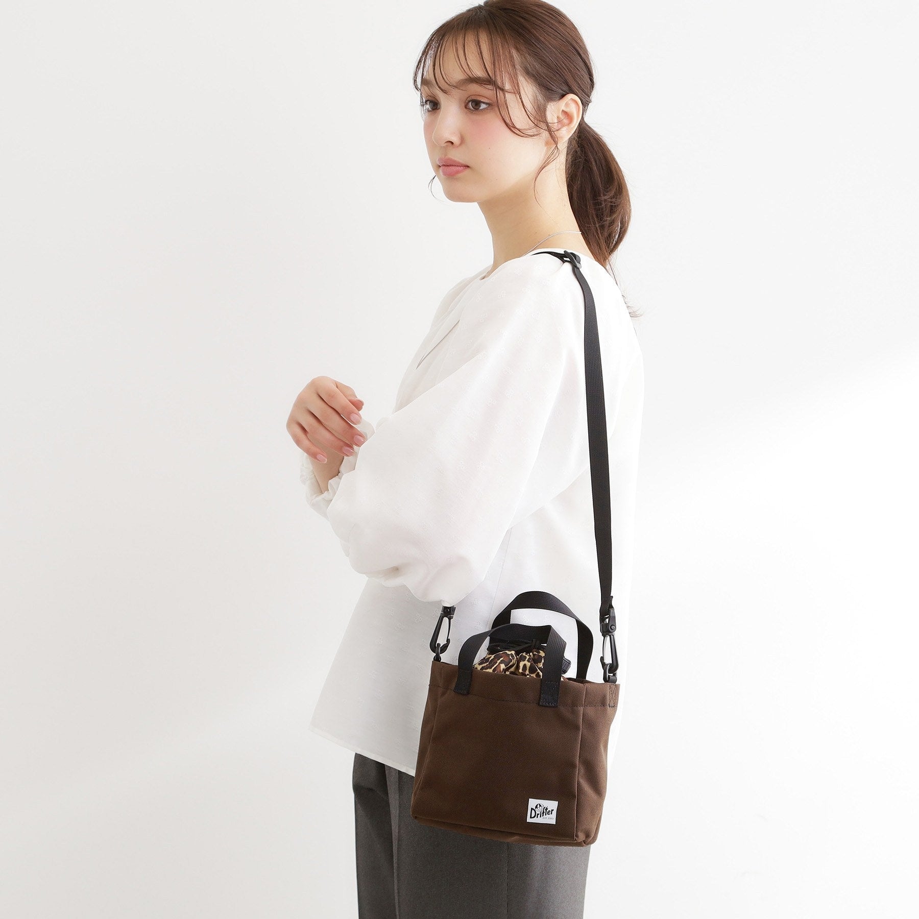 リフレクト Reflect ◆【Drifter】ミニショルダーバッグ （ブラウン(044)） ブラウン(044)