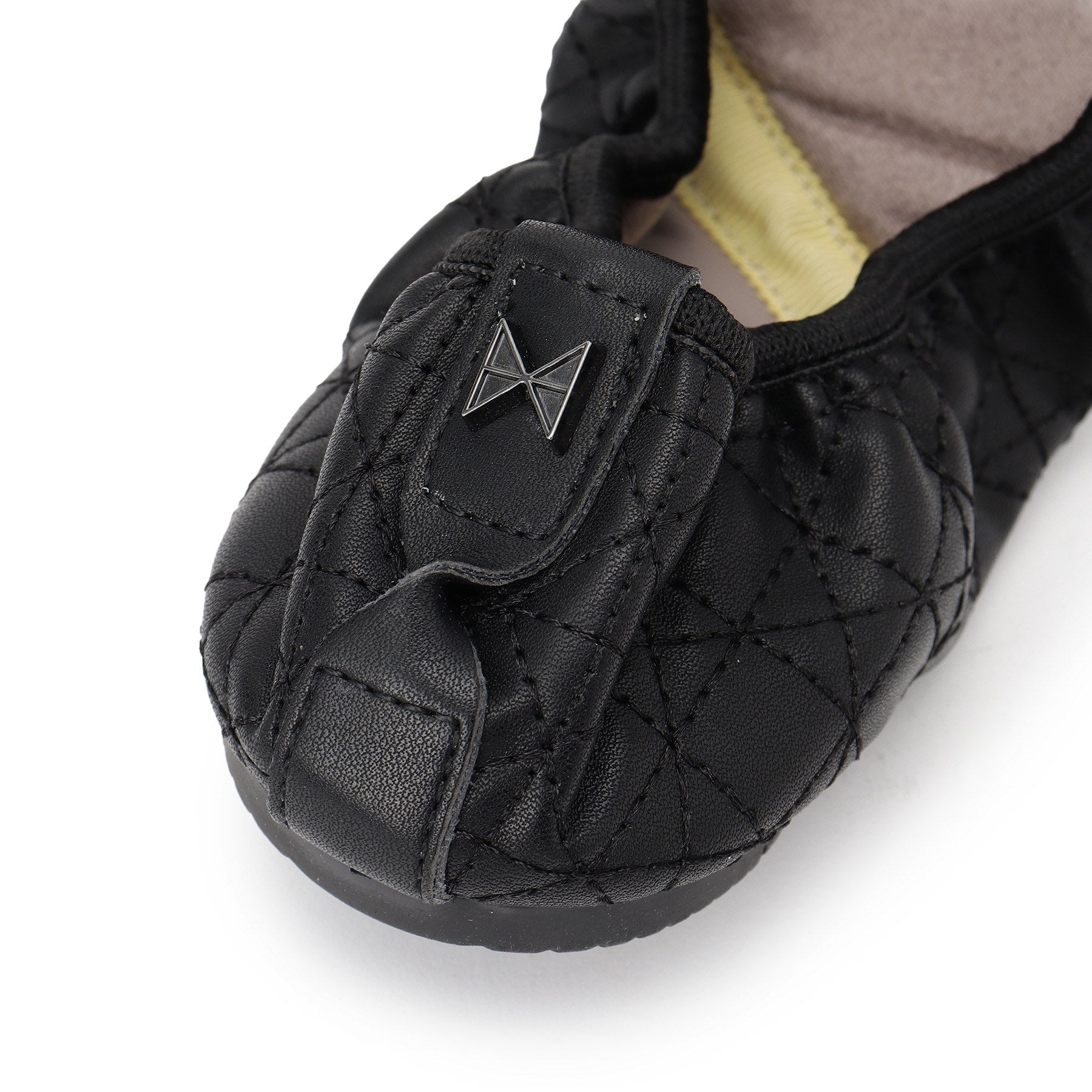 リフレクト Reflect ◆【ButterflyTwistst】折り畳みトラベルシューズ （ブラック(019)） ブラック(019)