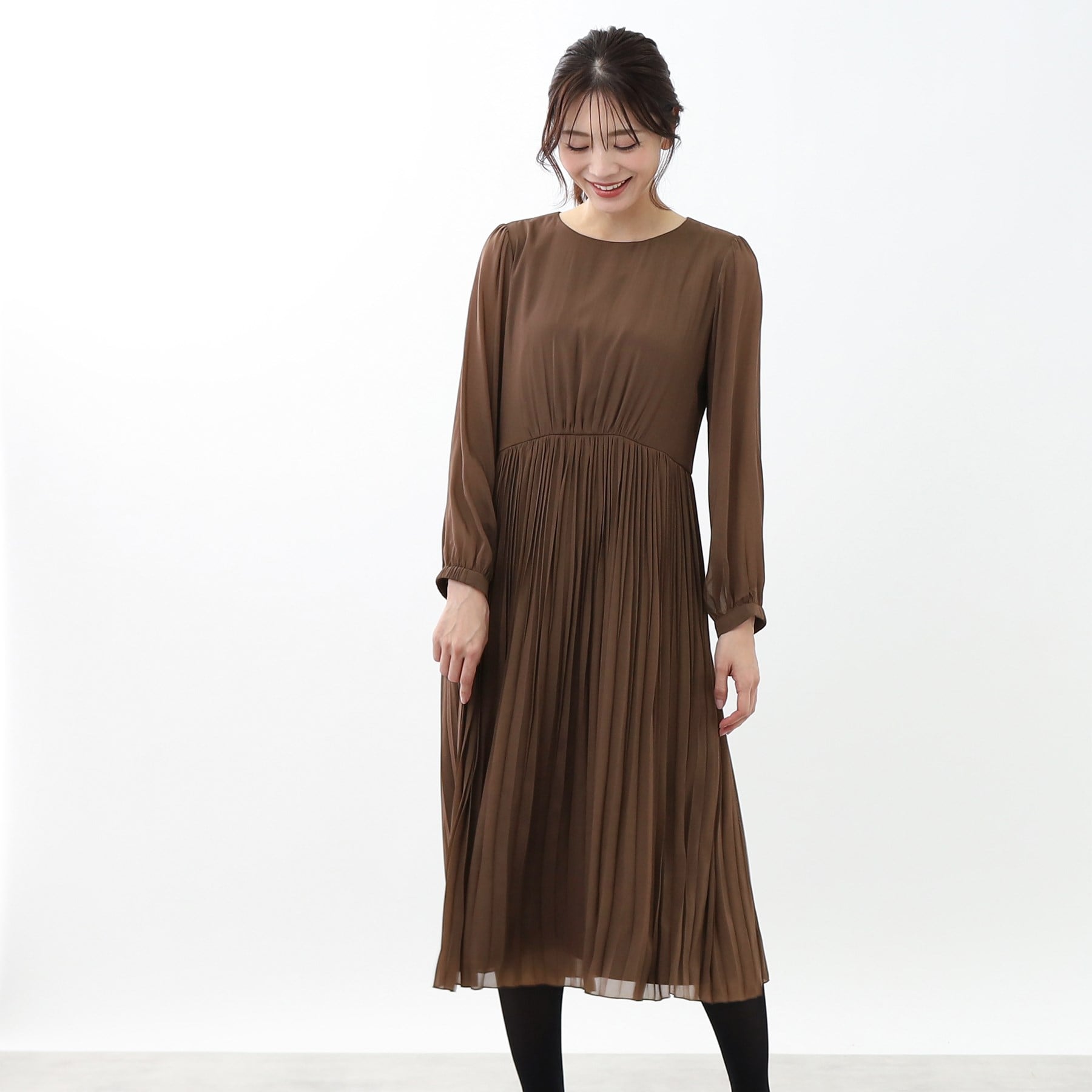 リフレクト Reflect 【手洗い可】フィットアンドフレアワンピース （ネイビー(094)） ネイビー(094)