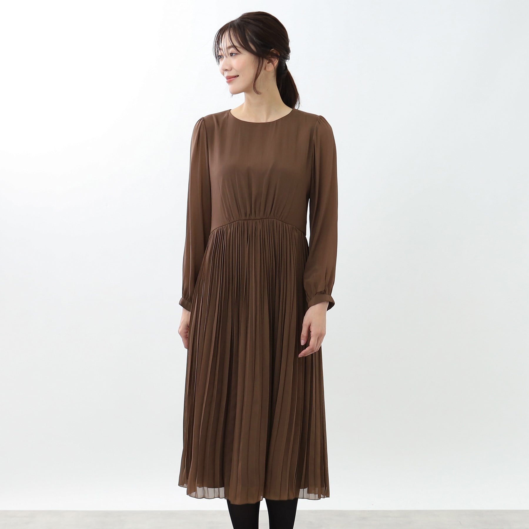 リフレクト Reflect 【手洗い可】フィットアンドフレアワンピース （ネイビー(094)） ネイビー(094)