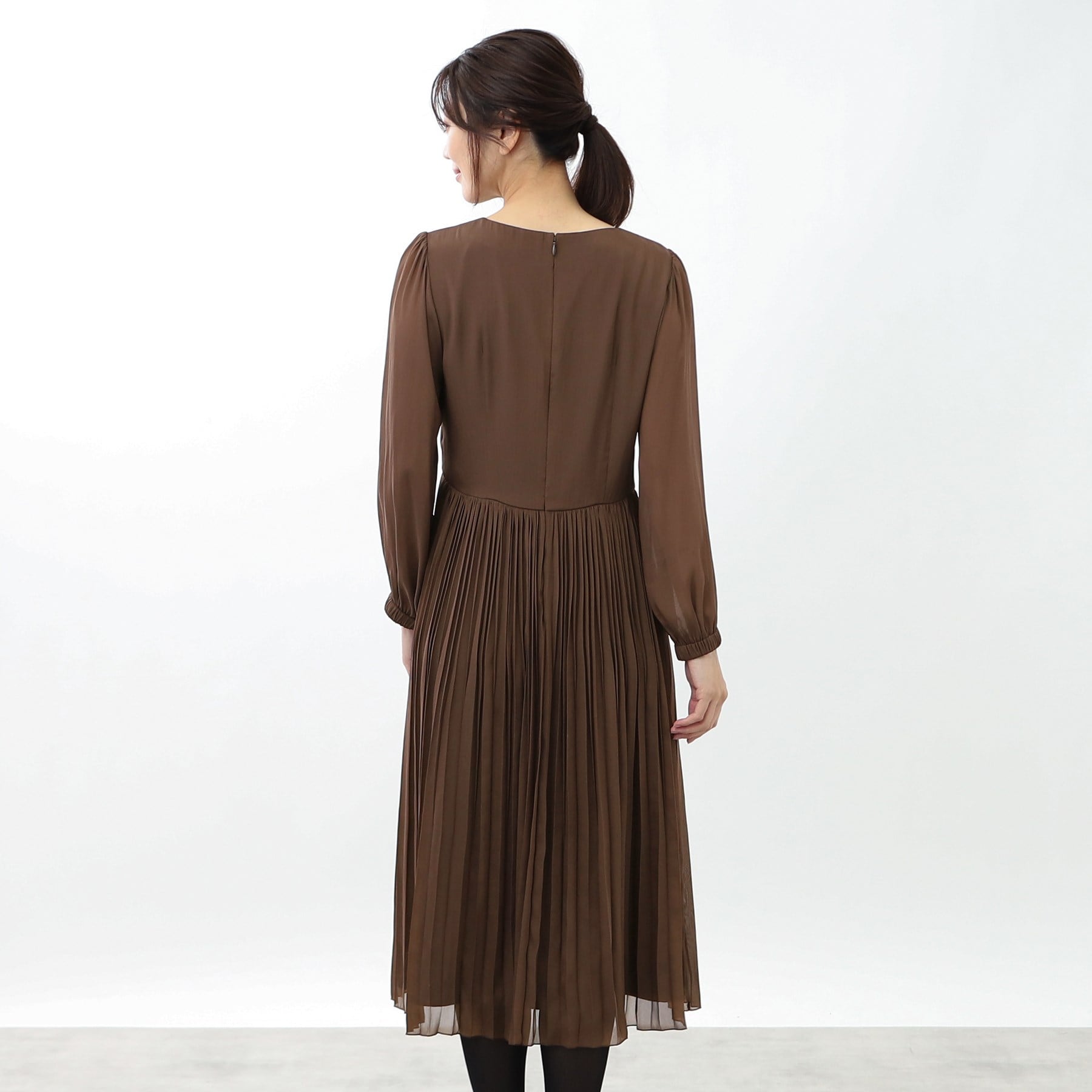 リフレクト Reflect 【手洗い可】フィットアンドフレアワンピース （ネイビー(094)） ネイビー(094)