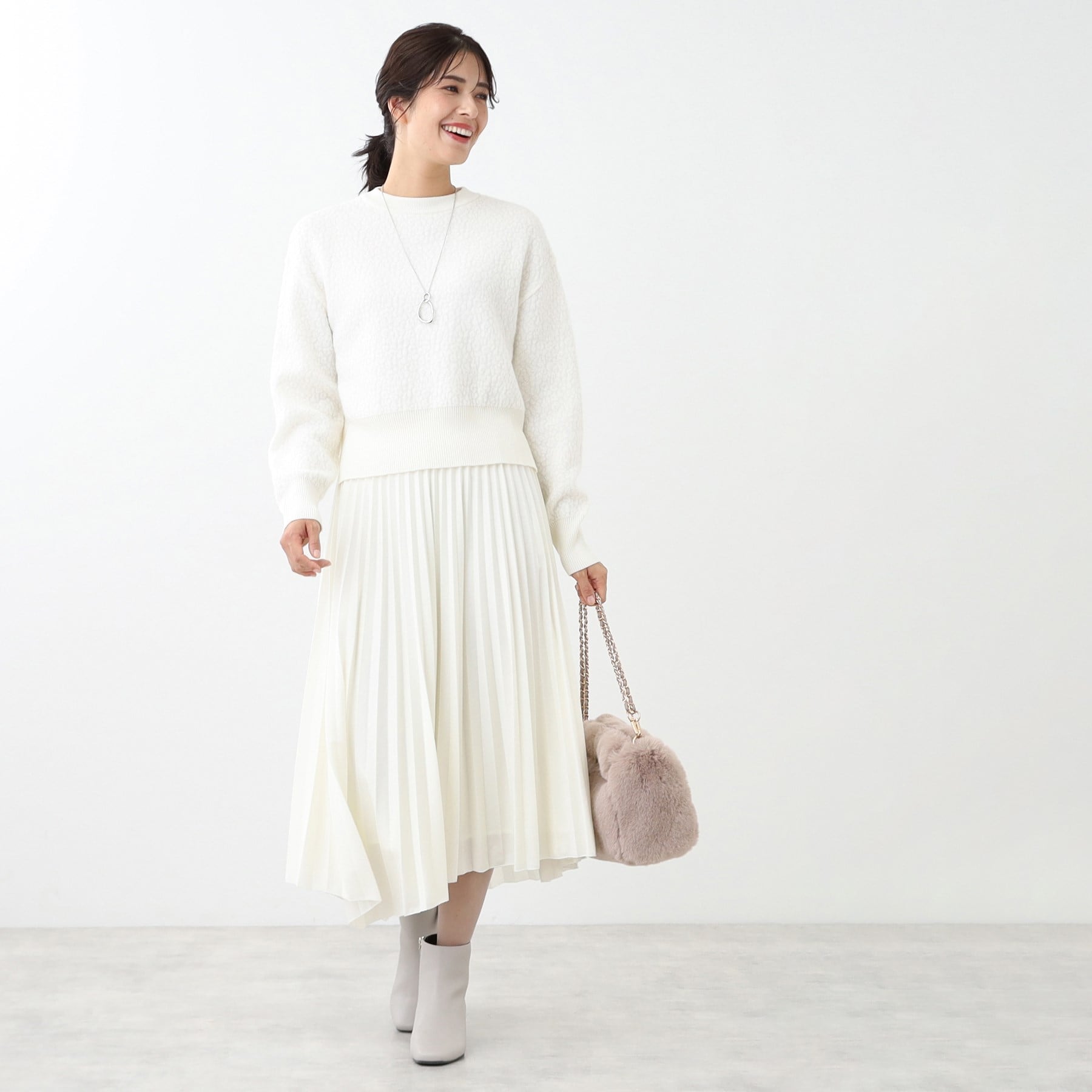 リフレクト Reflect 【洗える】ふくれジャカードニット （サックスブルー(090)） サックスブルー(090)