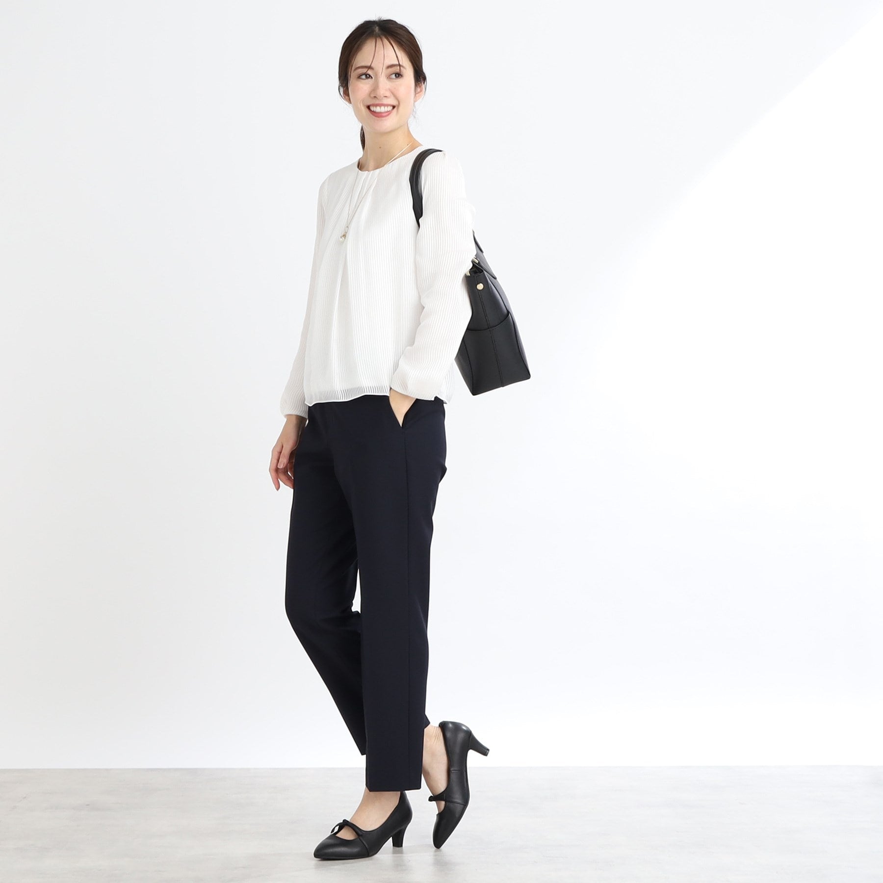 リフレクト Reflect 【WEB限定カラーあり／私のパンツ／手洗い可】ストレッチテーパードパンツ （ブラック(019)） ブラック(019)