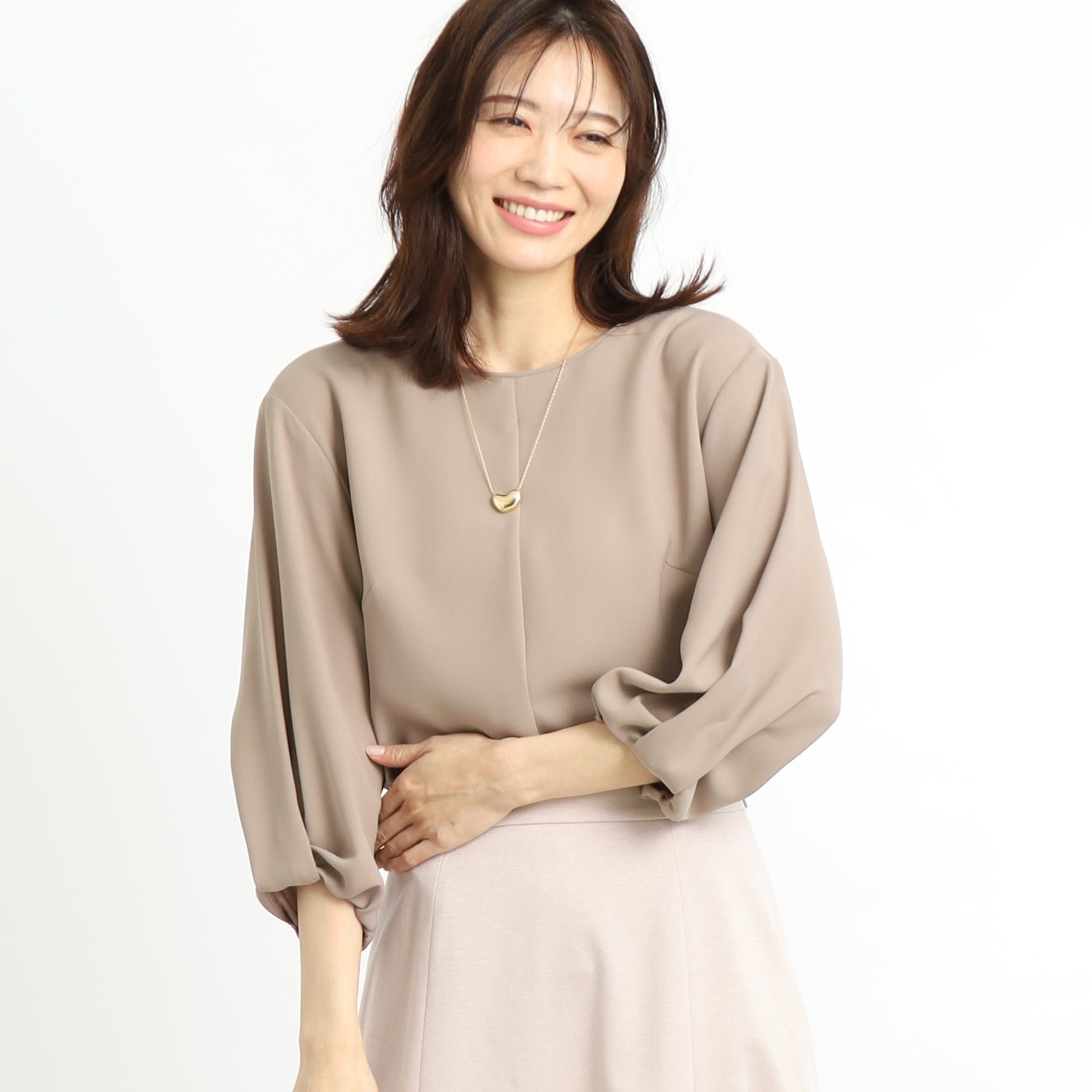 リフレクト Reflect 【UVカット／接触冷感／セットアップ可能】バックサテンブラウス （モカブラウン(042)） モカブラウン(042)