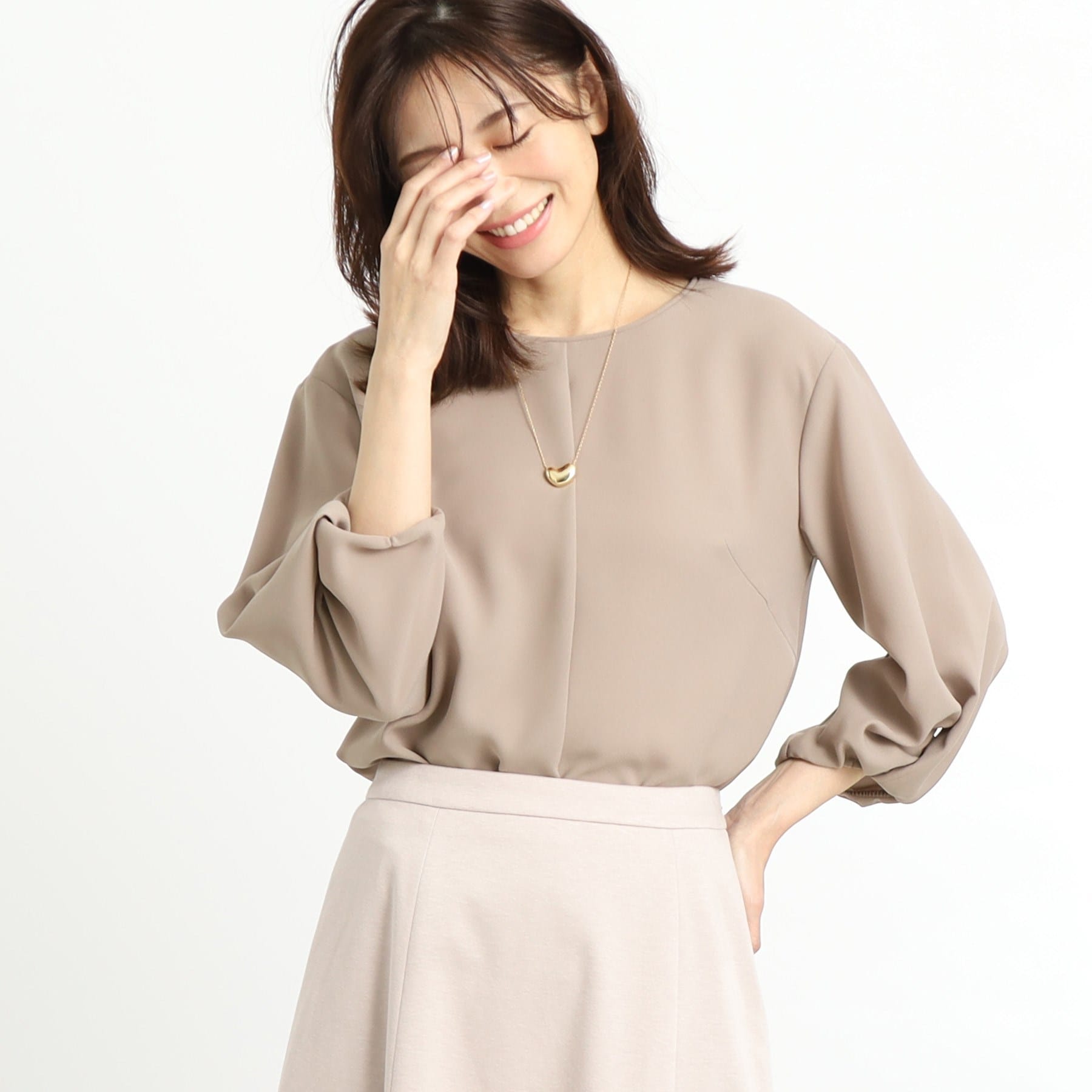 リフレクト Reflect 【UVカット／接触冷感／セットアップ可能】バックサテンブラウス （モカブラウン(042)） モカブラウン(042)