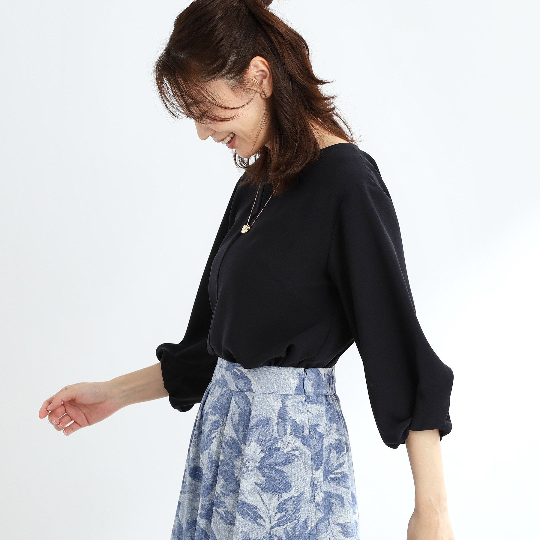 リフレクト Reflect 【UVカット／接触冷感／セットアップ可能】バックサテンブラウス （モカブラウン(042)） モカブラウン(042)