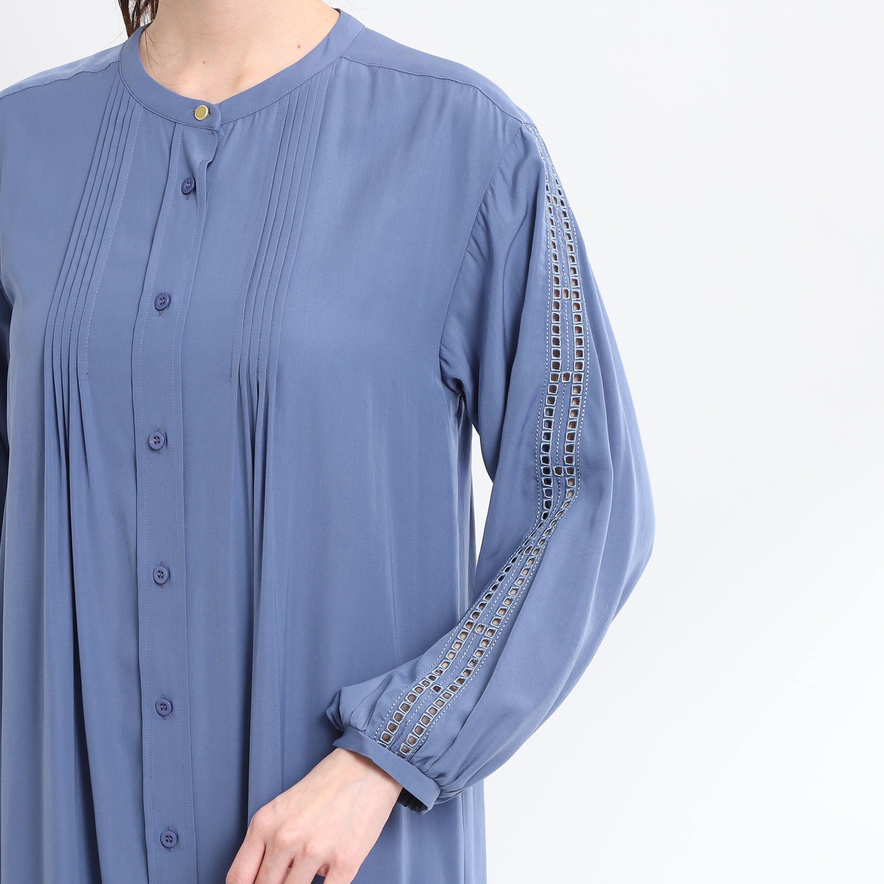 リフレクト Reflect 【E-QUALITY／羽織にも◎】エンブロイダリーワンピース （ベージュ(052)） ベージュ(052)