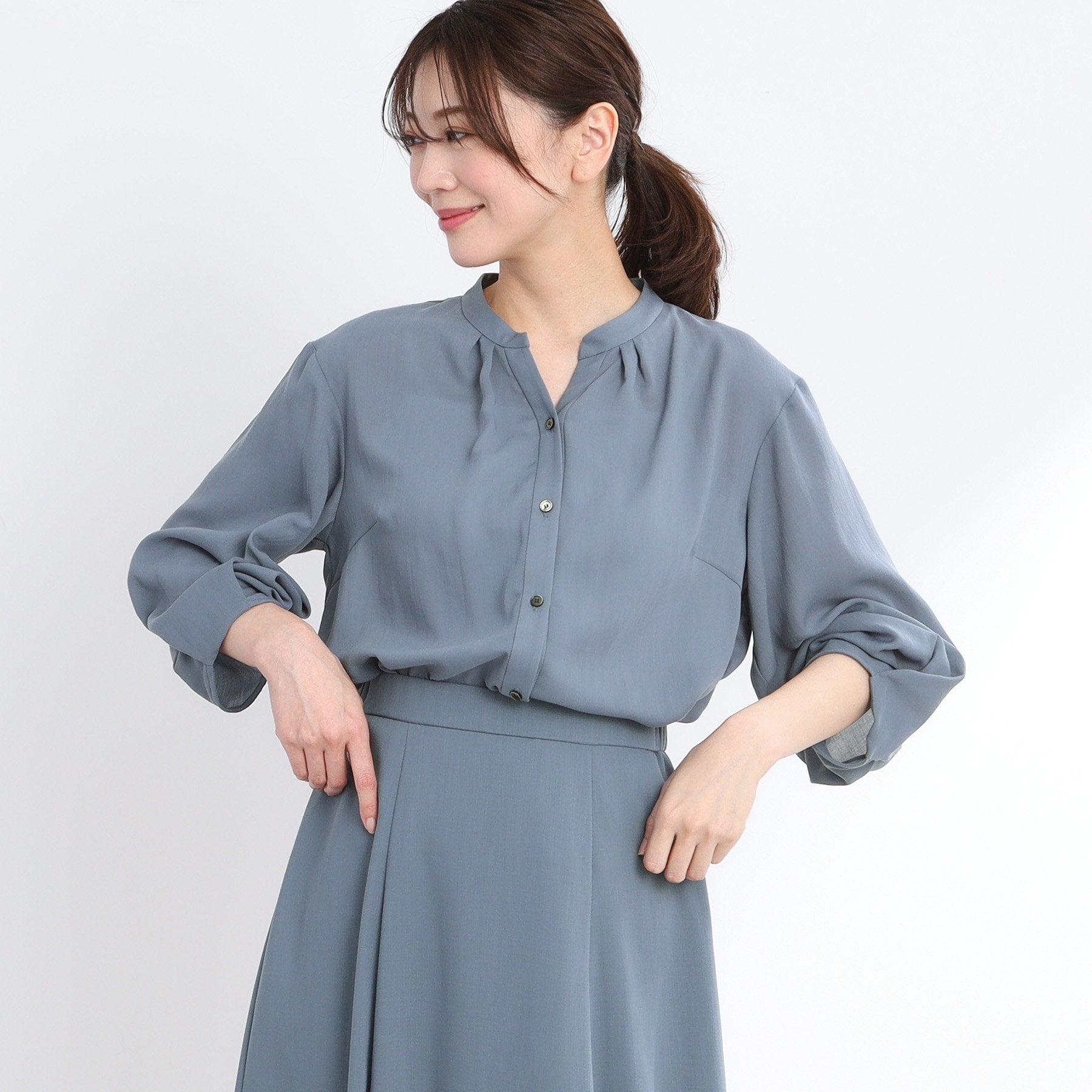 リフレクト Reflect 【接触冷感／マシンウォッシュ可／セットアップ可】スリーブディティールブラウス （ブルー(092)） ブルー(092)