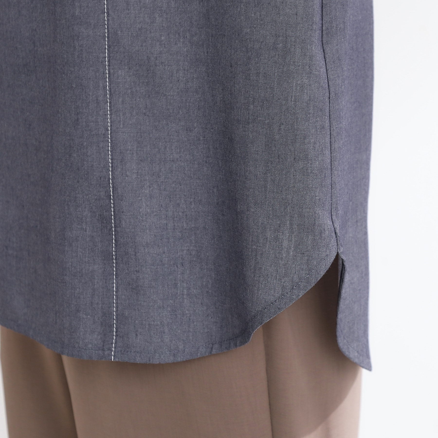 リフレクト Reflect 【マシンウォッシュ可】デニム調プルオーバーブラウス （ネイビー(094)） ネイビー(094)