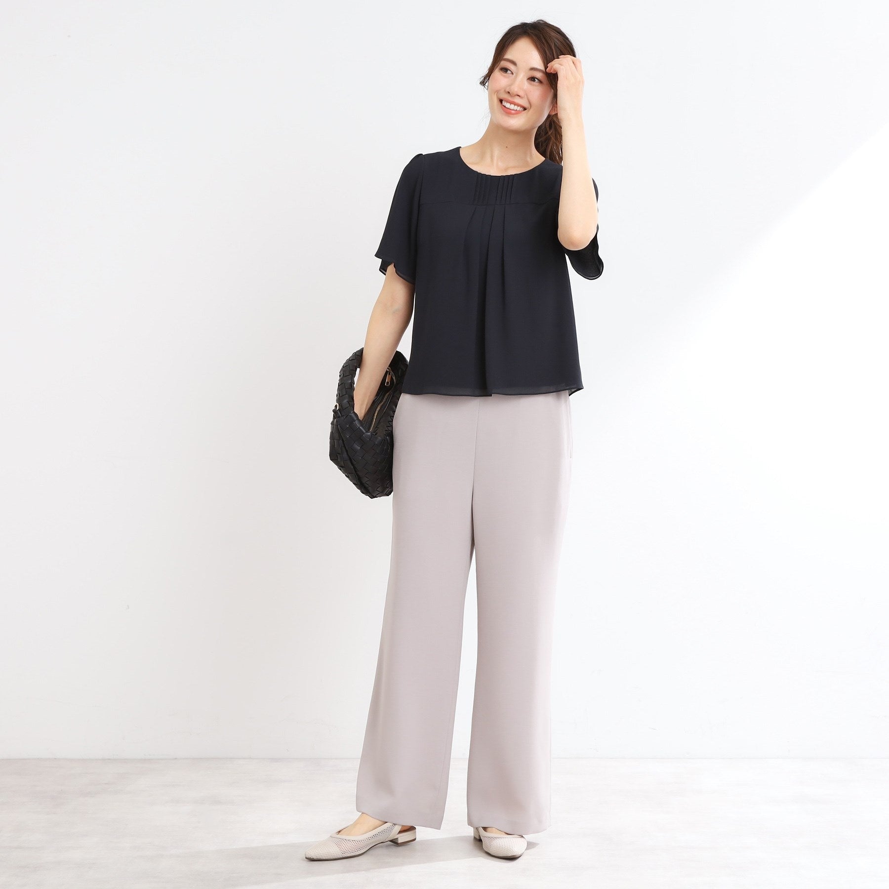 リフレクト Reflect 【UVカット／接触冷感／マシンウォッシュ可】横切替ピンタックデザインブラウス （ネイビー(094)） ネイビー(094)