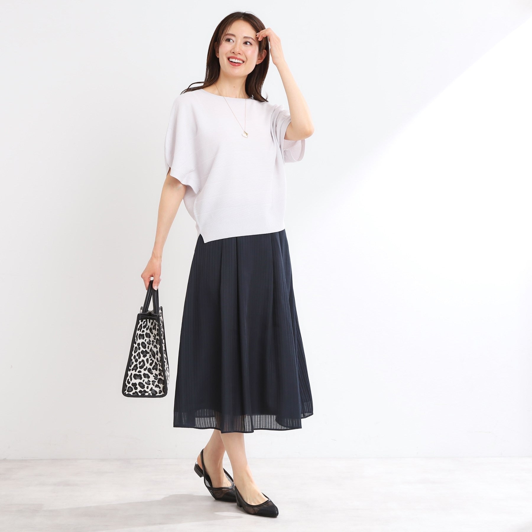 リフレクト Reflect 【夏まで着られる】ドライタッチプルオーバーニット （ライトグレー(011)） ライトグレー(011)