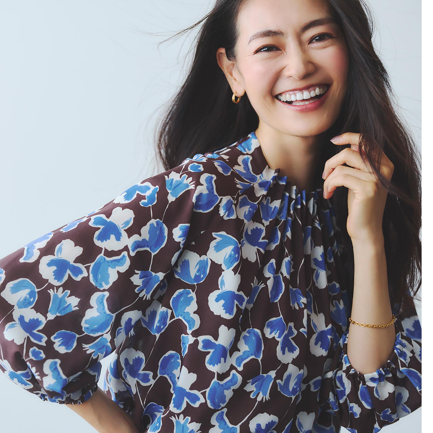 リフレクト Reflect 【ジャケットのインナーにおすすめ◎】花柄タックデザインブブラウス （ブラウン(144)） ブラウン(144)