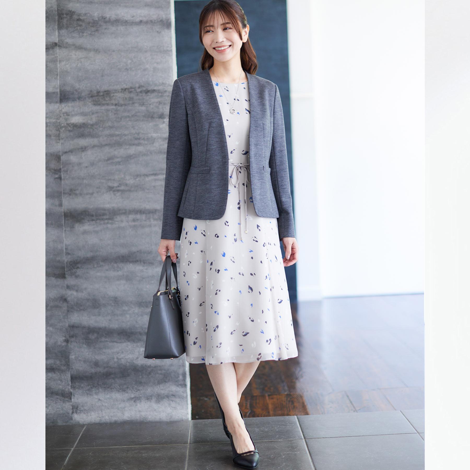 リフレクト Reflect 【ウエストリボン付き】フレアプリントワンピース （ネイビー(194)） ネイビー(194)