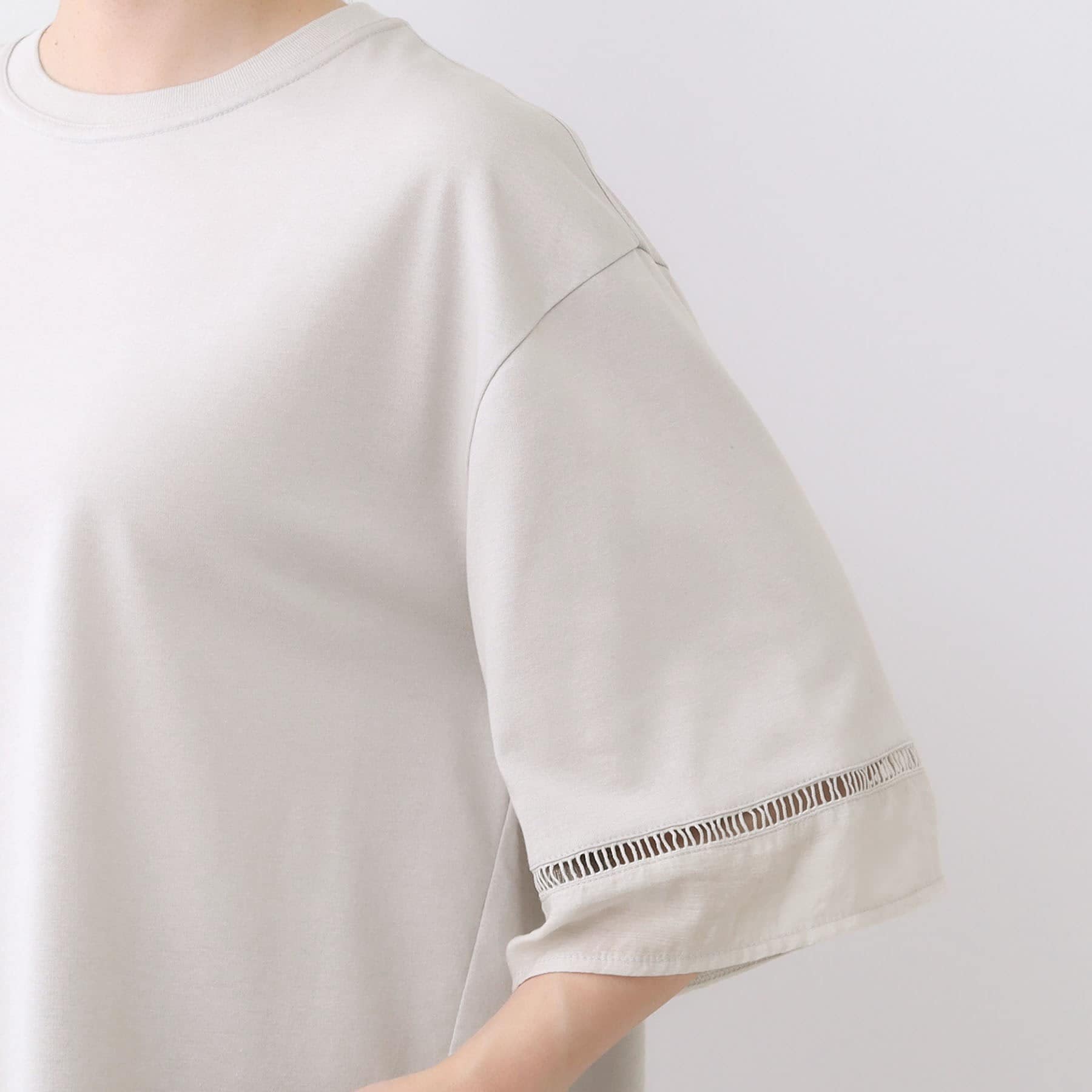 リフレクト Reflect 【E-QUALITY／体型カバー／涼しく着られる◎】シアー×レースデザインプルオーバー （ブルーグリーン(097)） ブルーグリーン(097)