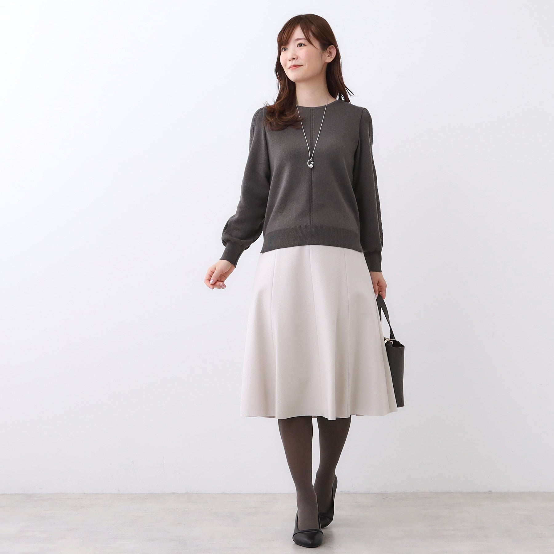 リフレクト Reflect 【選べる8色／スカートにもパンツにも◎】ウール混ボートネックニット （ライトイエロー(030)） ライトイエロー(030)