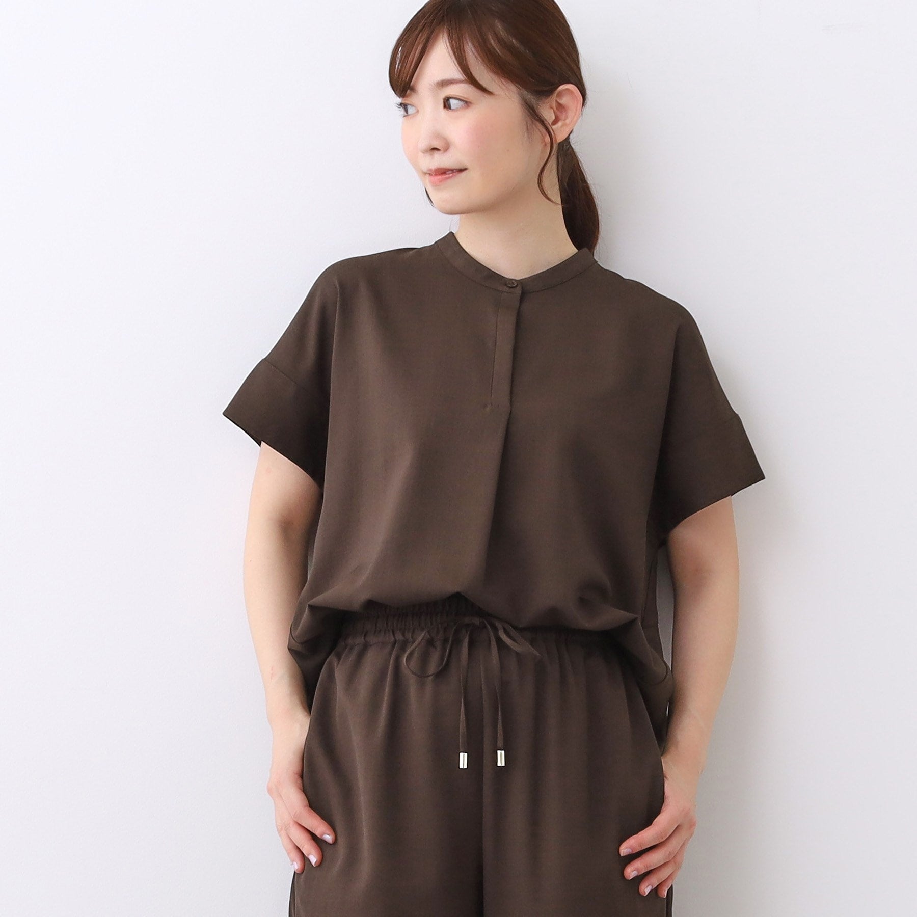 リフレクト Reflect 【E-QUALITY／ウエスト総ゴム／セットアップ／単品使いOK◎】ブラウス＋ストレートパンツセット （ブラック(019)） ブラック(019)