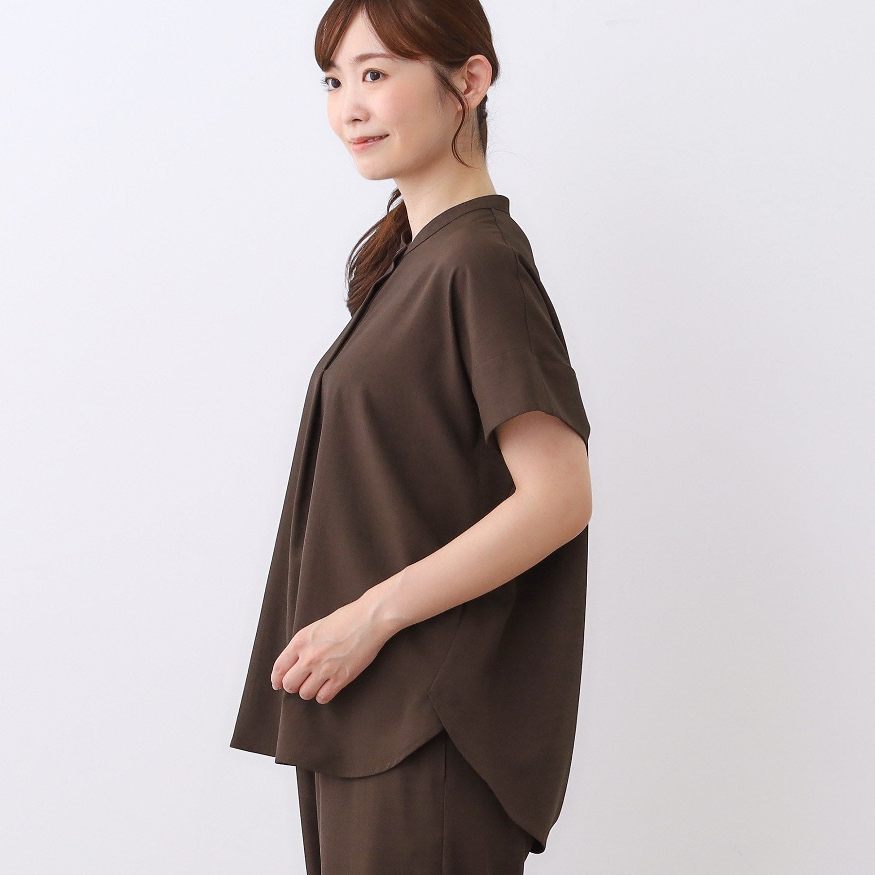 リフレクト Reflect 【E-QUALITY／ウエスト総ゴム／セットアップ／単品使いOK◎】ブラウス＋ストレートパンツセット （ブラック(019)） ブラック(019)