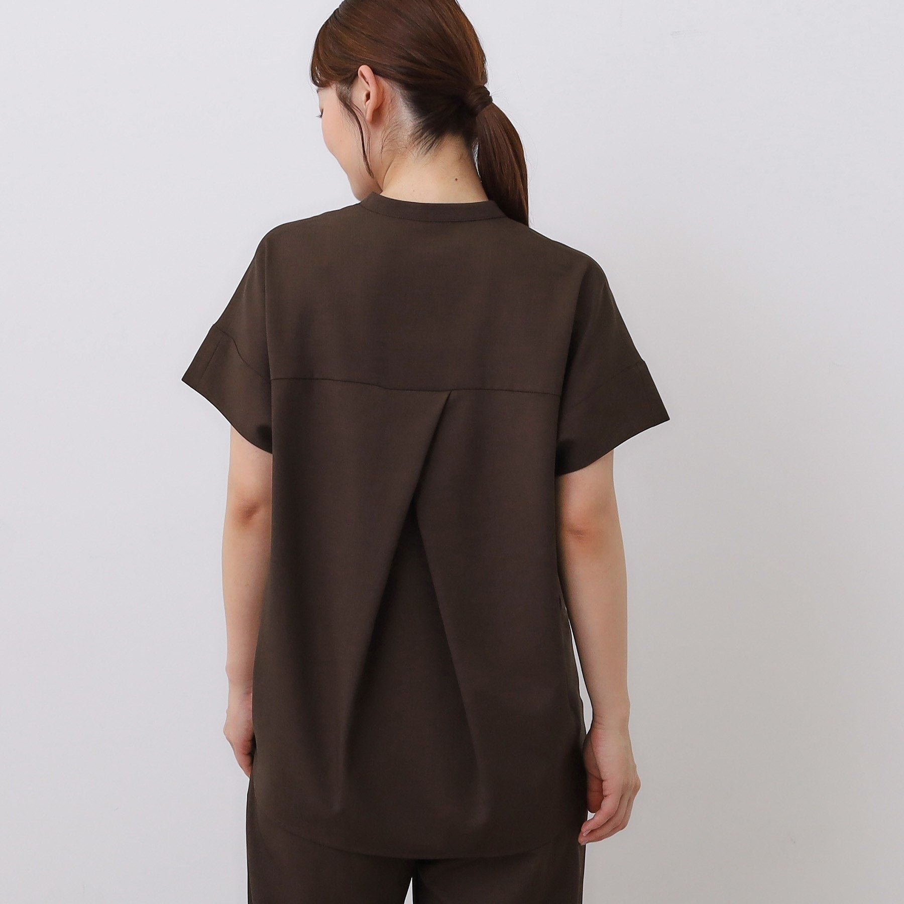 リフレクト Reflect 【E-QUALITY／ウエスト総ゴム／セットアップ／単品使いOK◎】ブラウス＋ストレートパンツセット （ブラック(019)） ブラック(019)