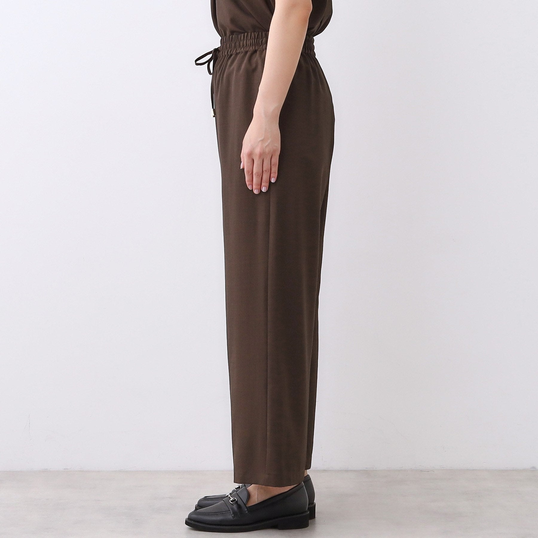 リフレクト Reflect 【E-QUALITY／ウエスト総ゴム／セットアップ／単品使いOK◎】ブラウス＋ストレートパンツセット （ブラック(019)） ブラック(019)