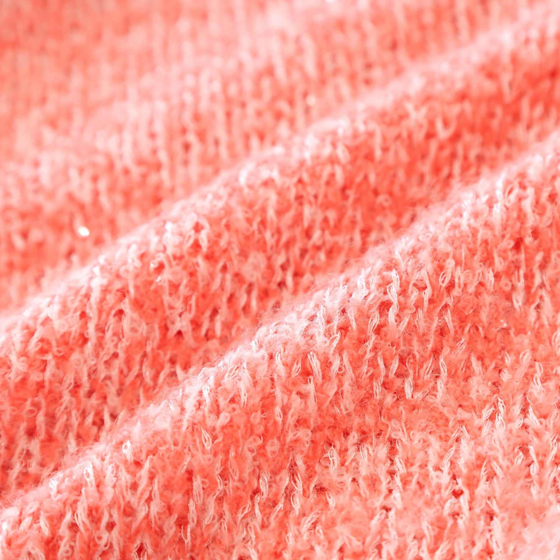 リフレクト Reflect 【一枚着で着映え◎／ゆったり着られるワンサイズ】スパンコール×ラメニット （レッド(461)） レッド(461)