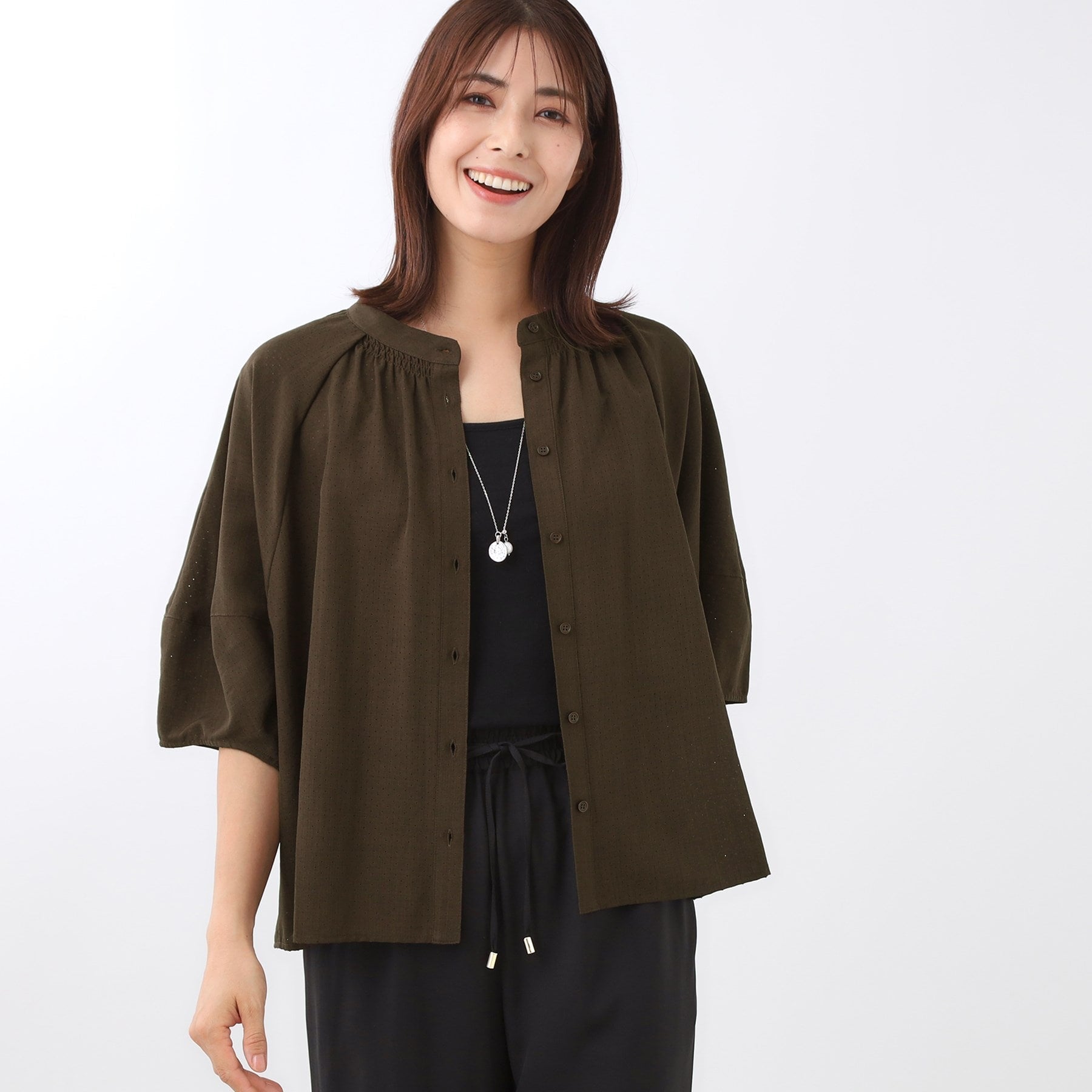 リフレクト Reflect 【E-QUALITY／体型カバー／ゆったり着られる◎】バンドカラー七分袖ブラウス （ネイビー(094)） ネイビー(094)